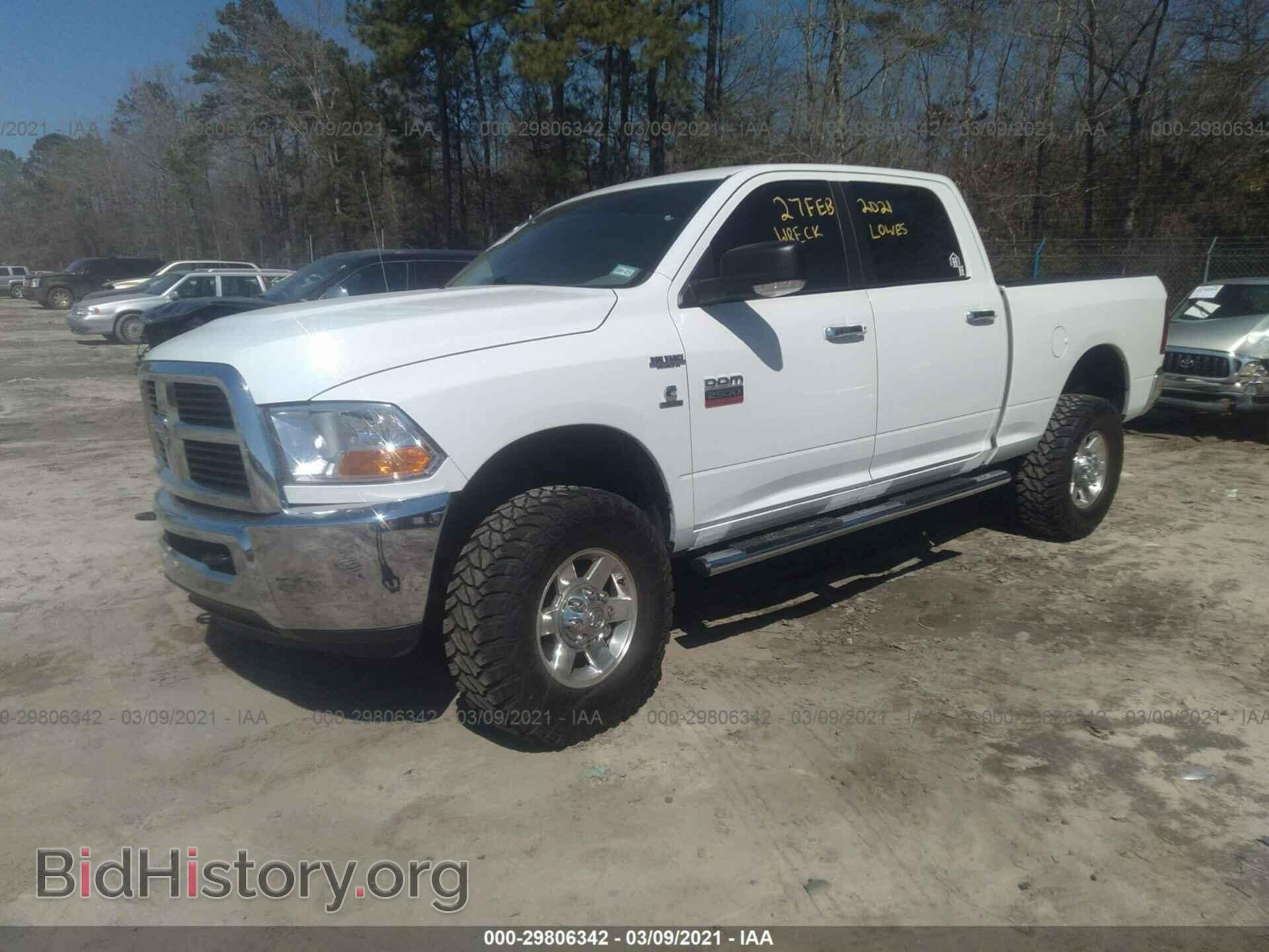 2011 RAM 2500 - VIN: 3D7UT2CL8BG525872 - Photo 2