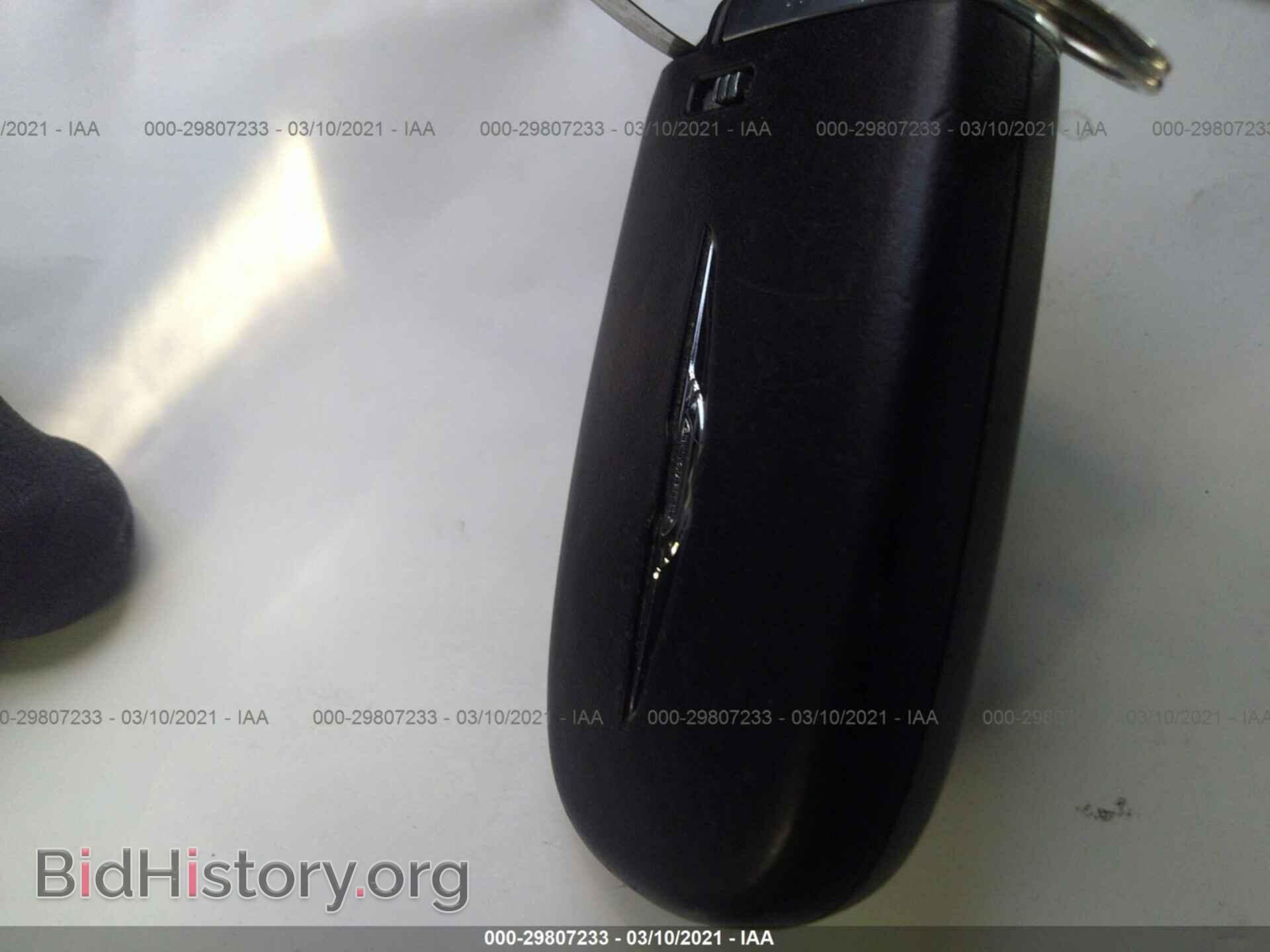 2016 CHRYSLER 200 - VIN: 1C3CCCAB4GN178811 - Фото 11