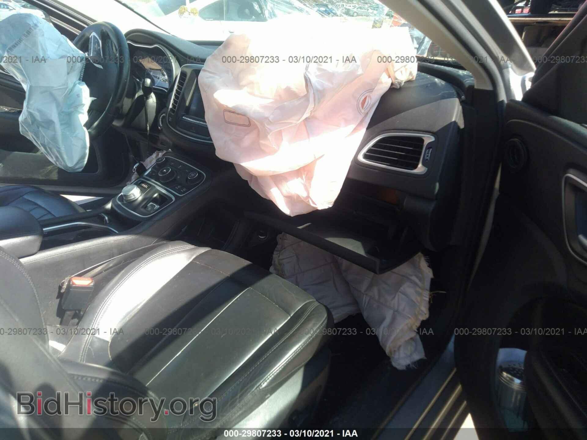 2016 CHRYSLER 200 - VIN: 1C3CCCAB4GN178811 - Фото 5