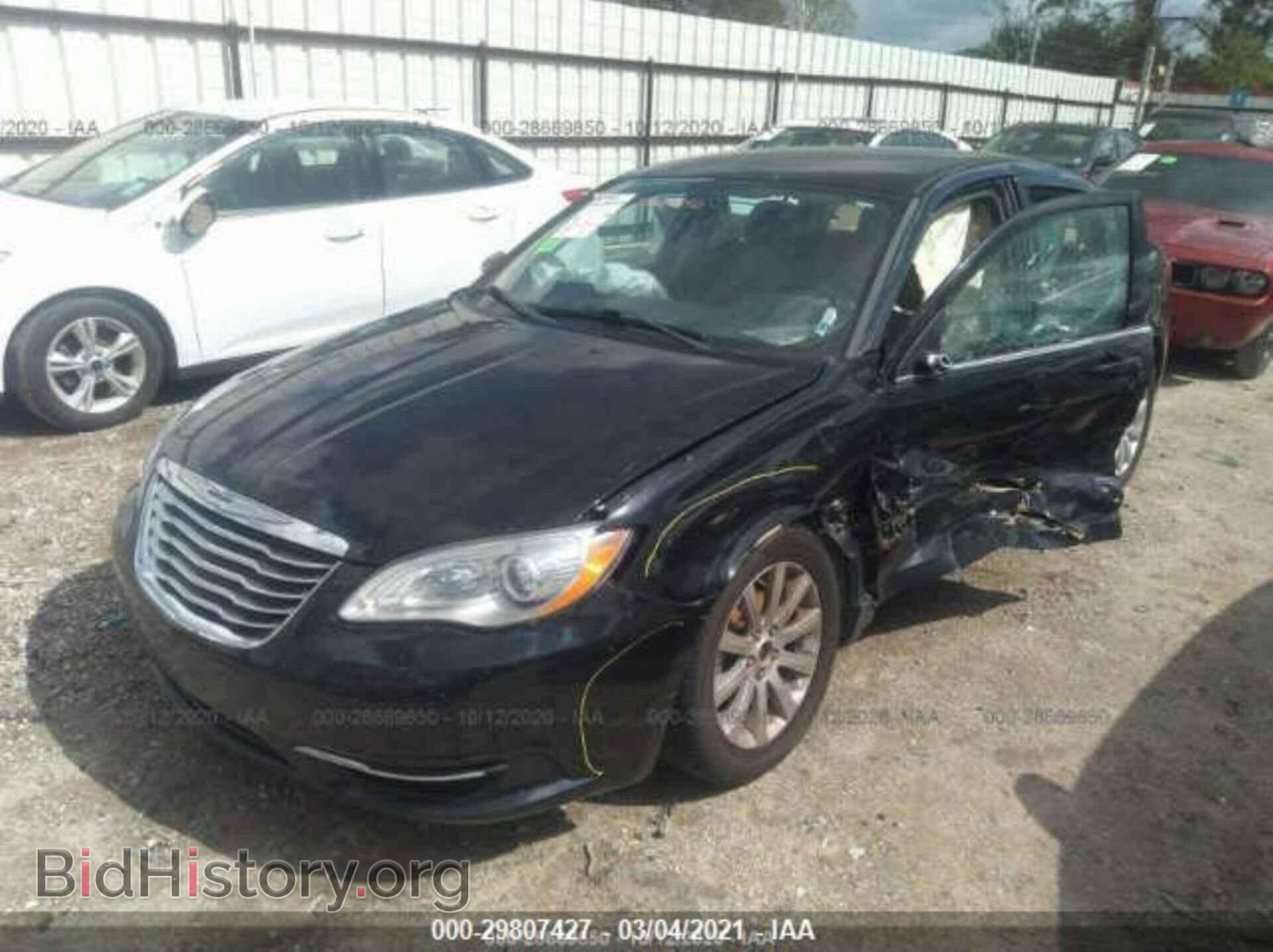 2014 CHRYSLER 200 - VIN: 1C3CCBBB0EN165138 - Фото 2
