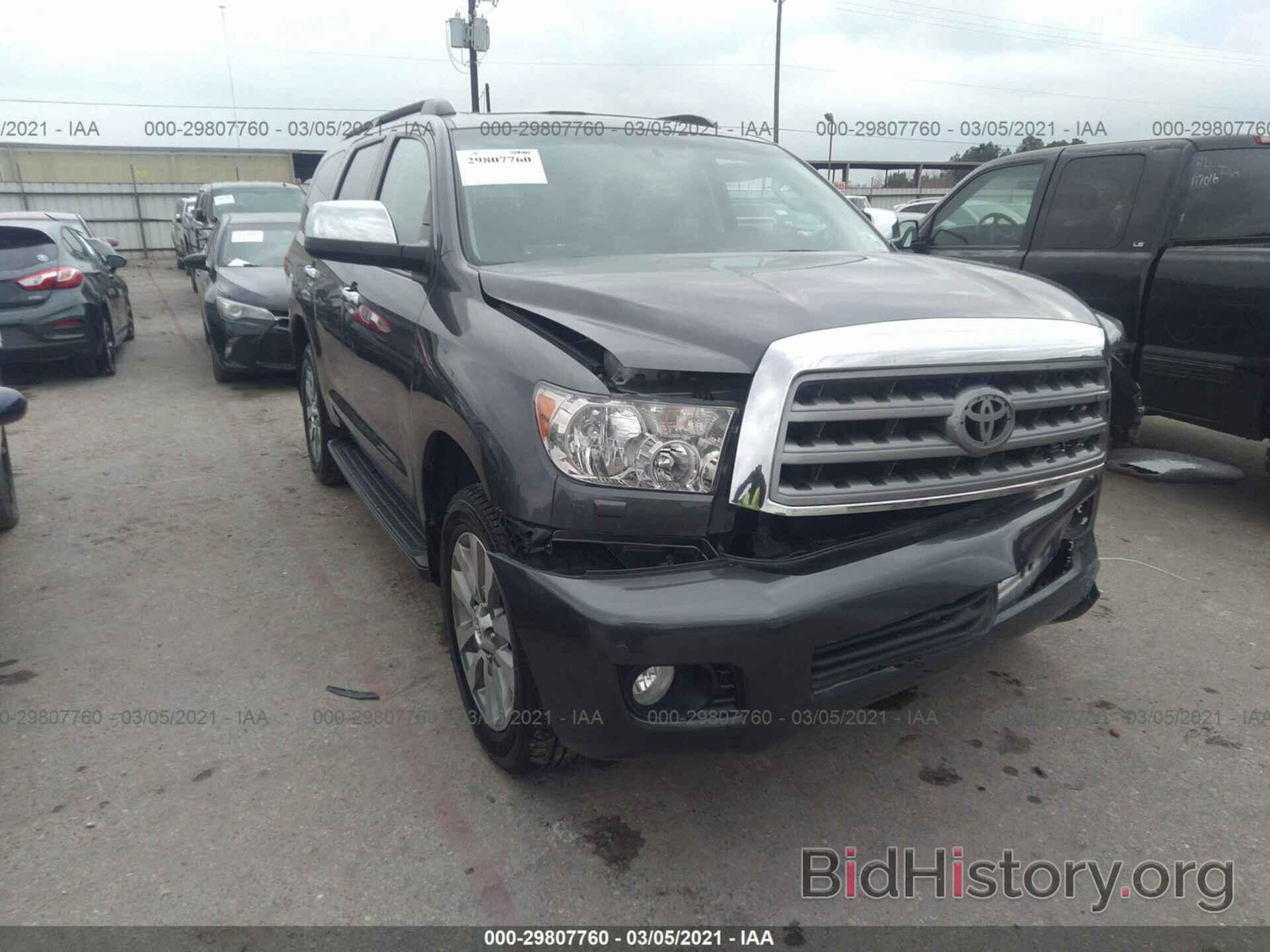 Photo 5TDKY5G11HS068748 - TOYOTA SEQUOIA 2017