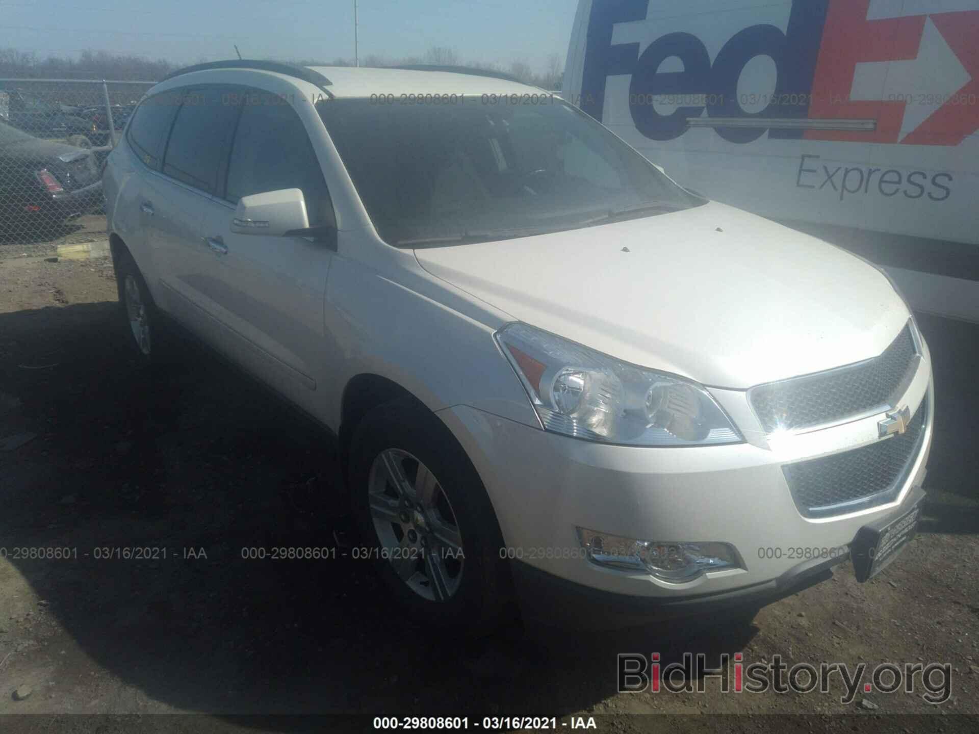 Photo 1GNKVGED5BJ131394 - CHEVROLET TRAVERSE 2011