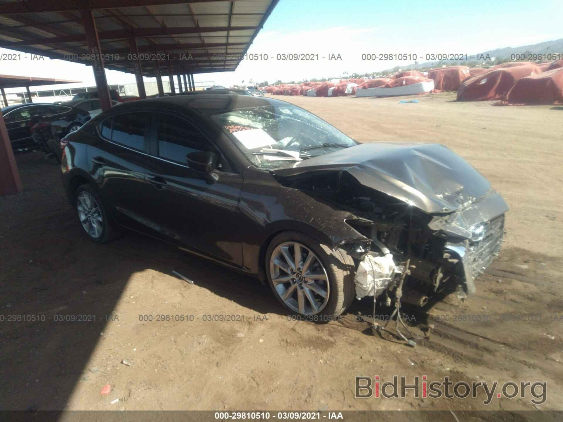 Photo JM1BN1W38H1131555 - MAZDA MAZDA3 4-DOOR 2017