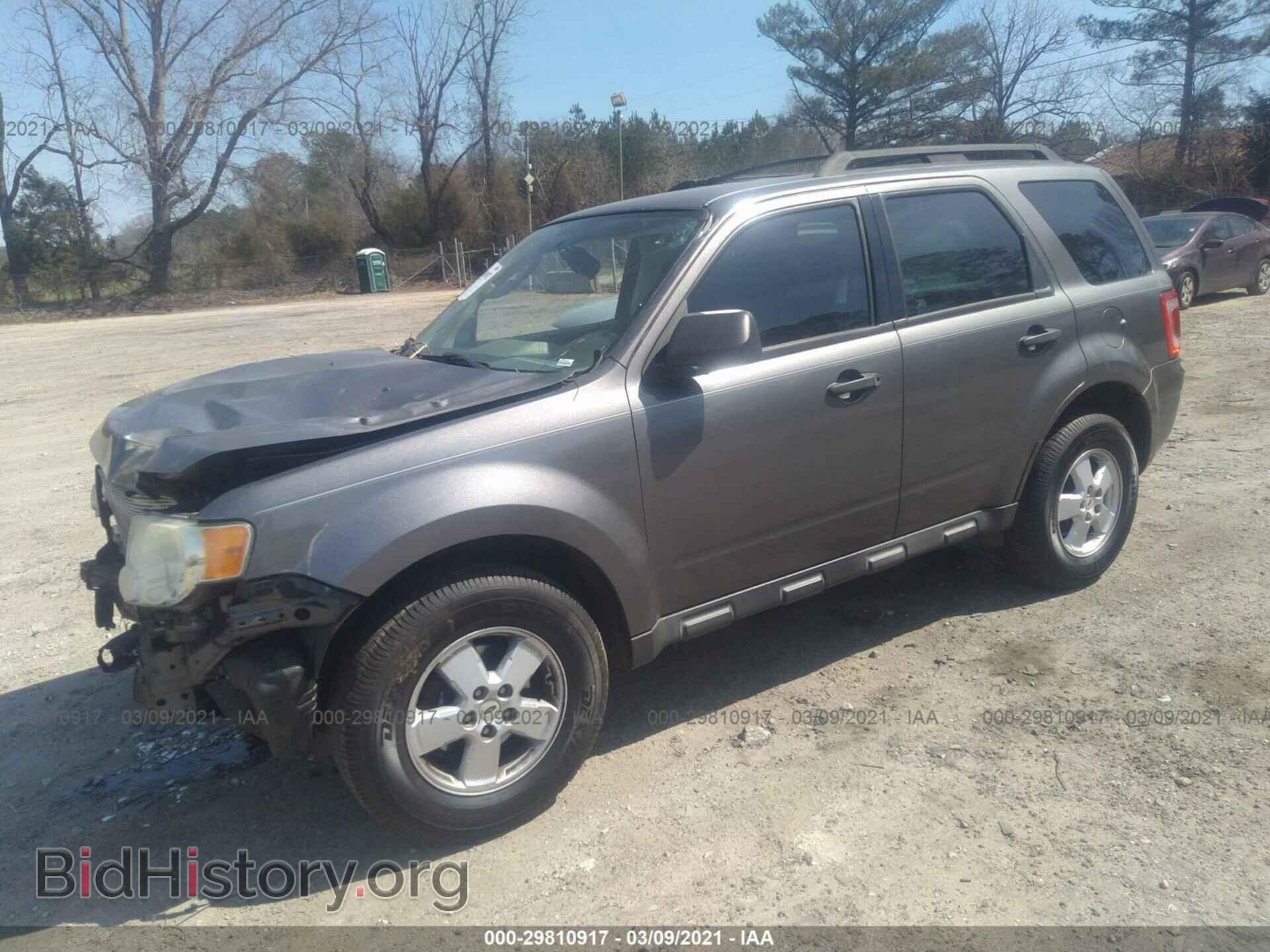 2011 FORD ESCAPE - VIN: 1FMCU0C76BKB36226 - Фото 2