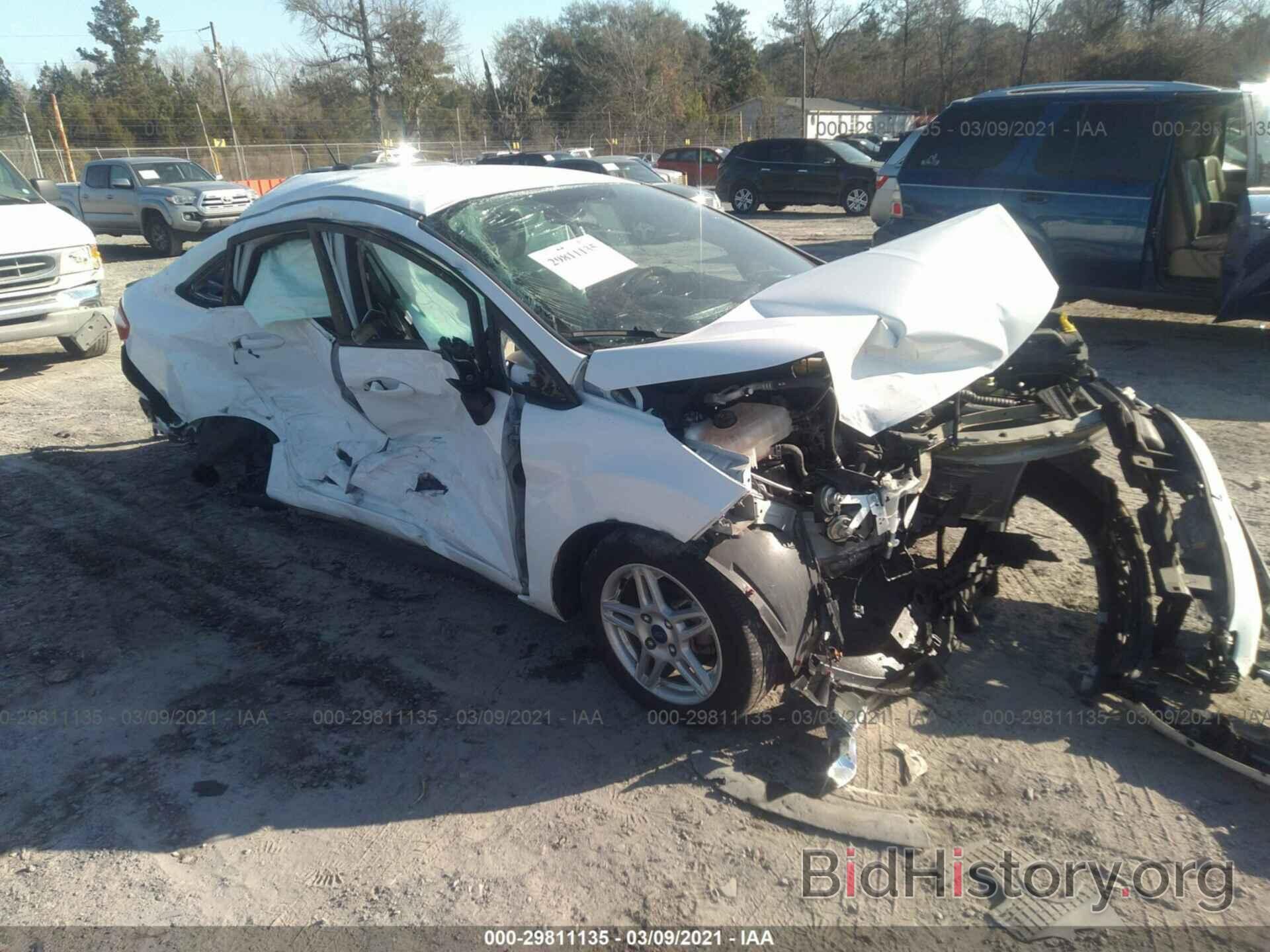 Photo 3FADP4BJ7HM159820 - FORD FIESTA 2017