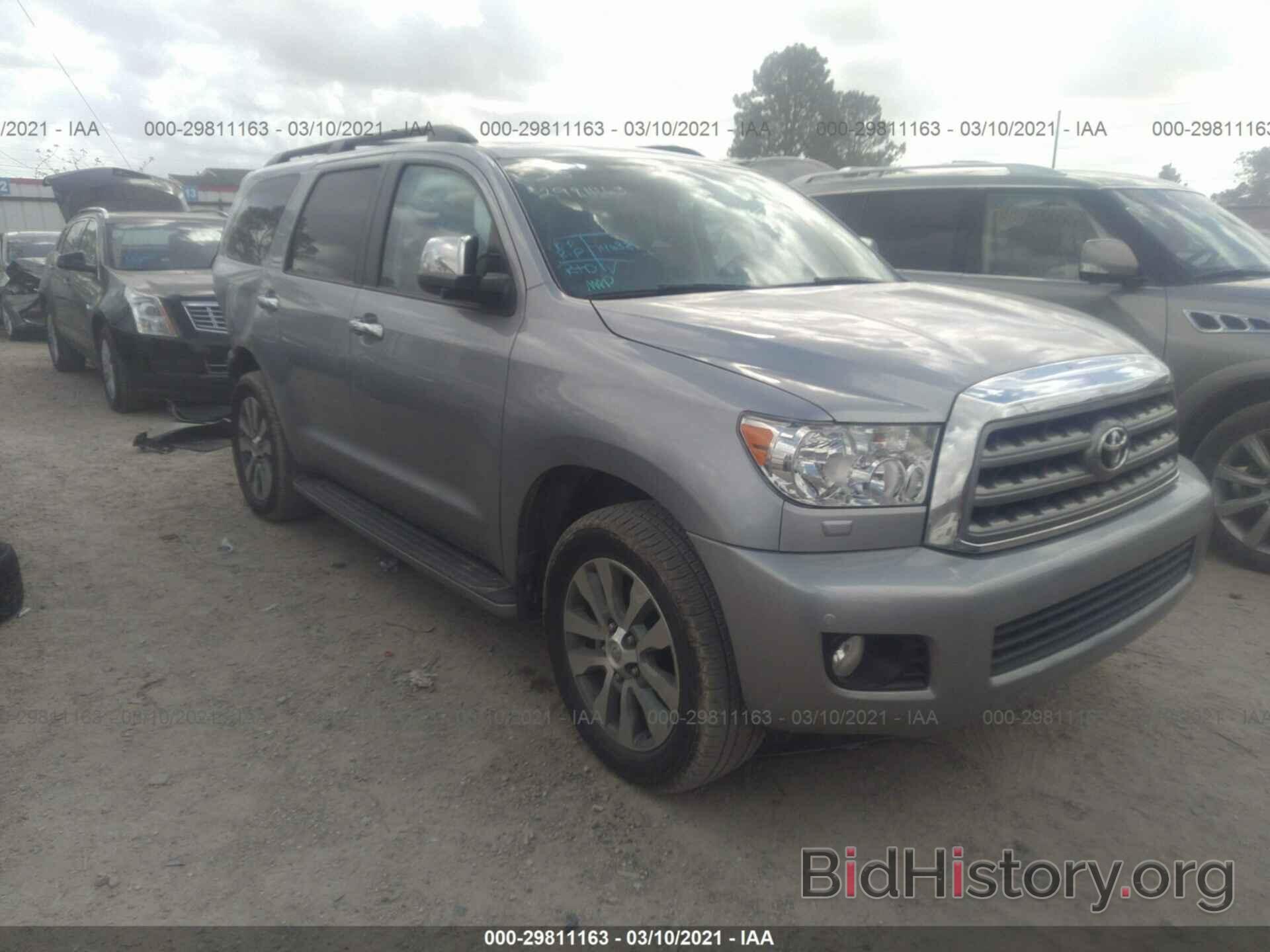 Photo 5TDKY5G10HS066778 - TOYOTA SEQUOIA 2017