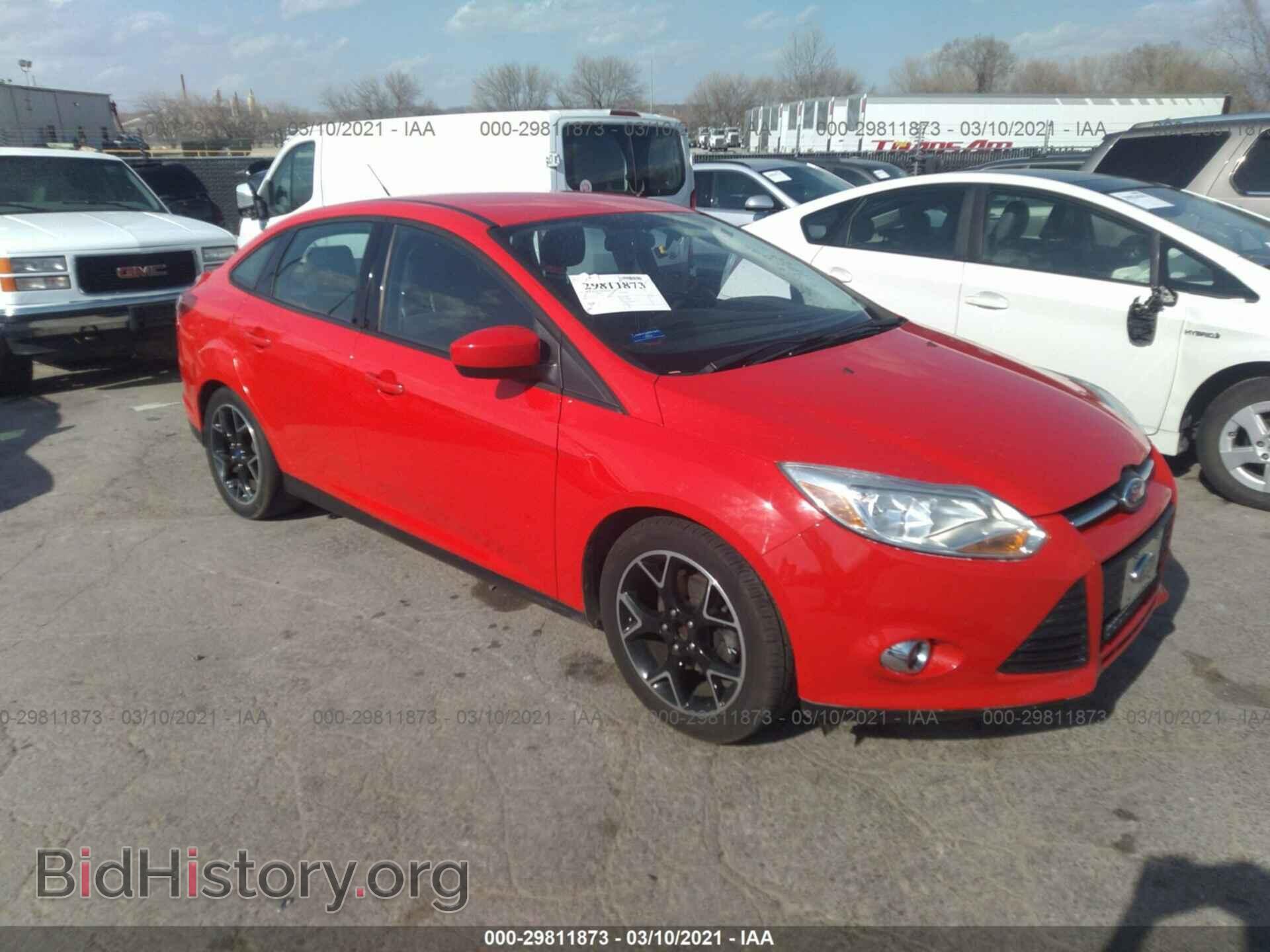 Photo 1FAHP3F24CL167480 - FORD FOCUS 2012