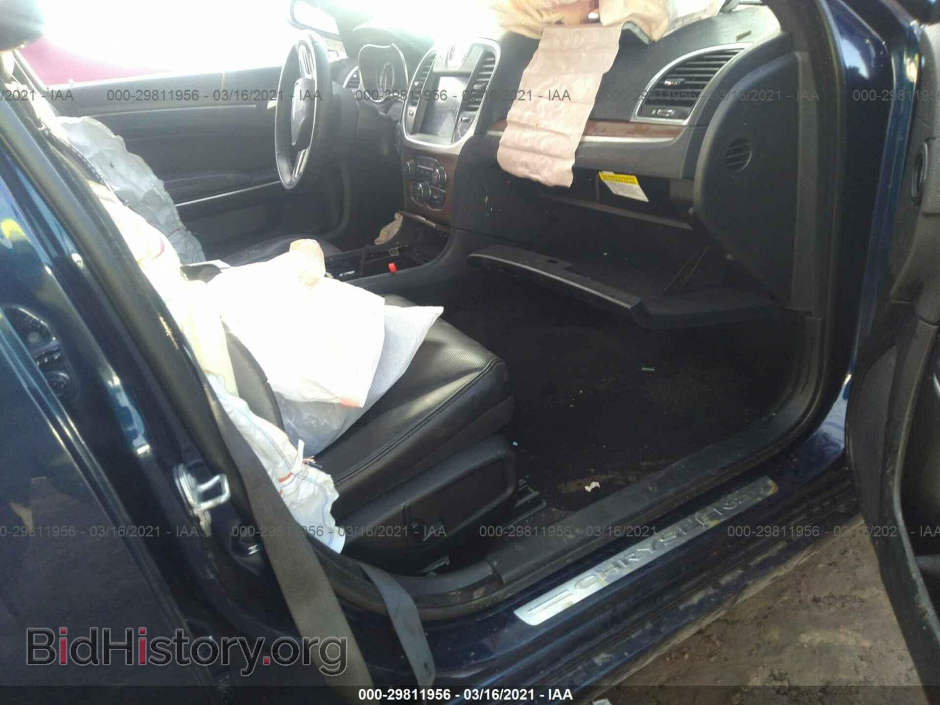 2017 CHRYSLER 300 - VIN: 2C3CCASG2HH577905 - Фото 5