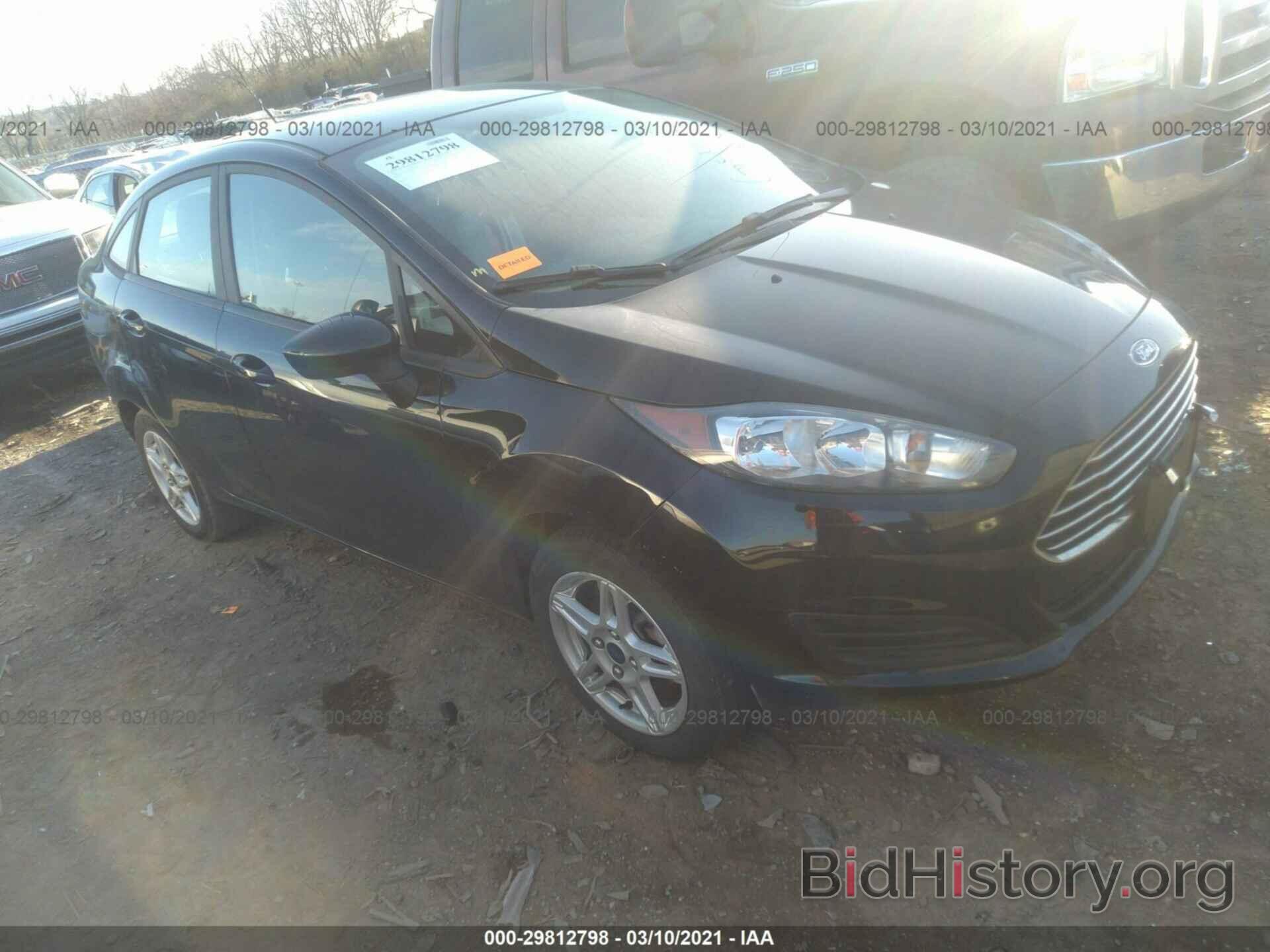 Photo 3FADP4BJ4HM143574 - FORD FIESTA 2017