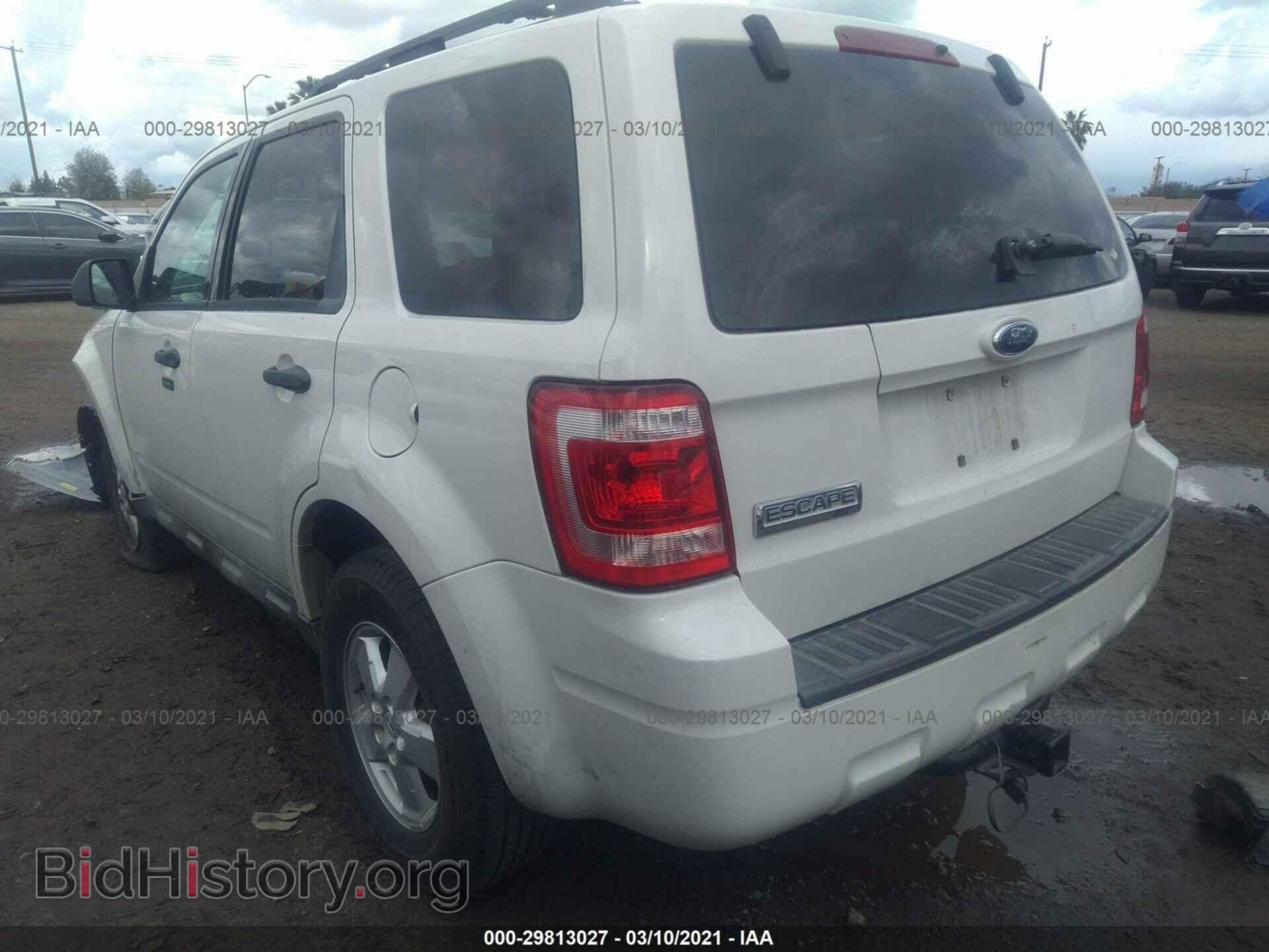 2009 FORD ESCAPE - VIN: 1FMCU03779KB47617 - Фото 3