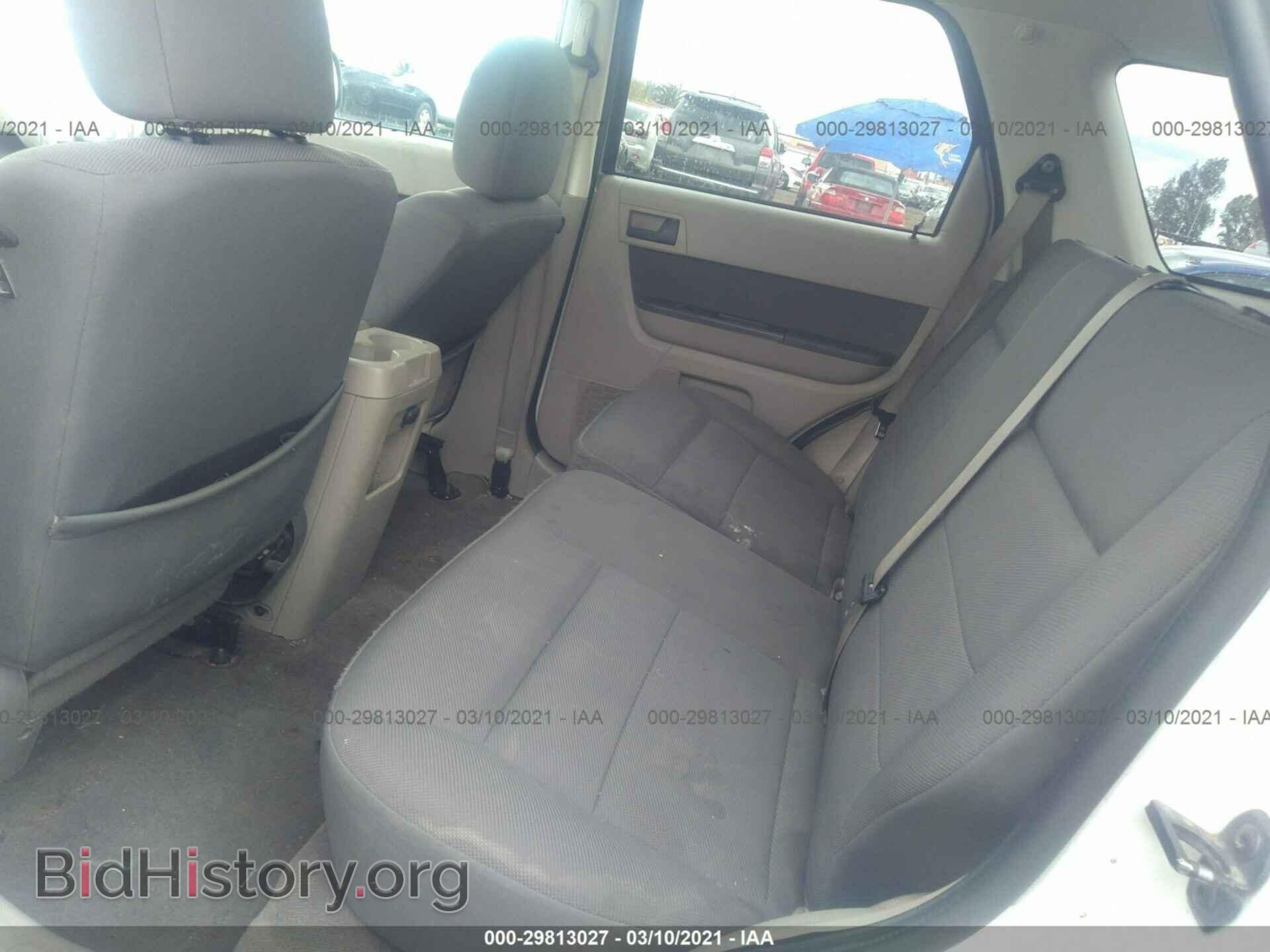 2009 FORD ESCAPE - VIN: 1FMCU03779KB47617 - Фото 8