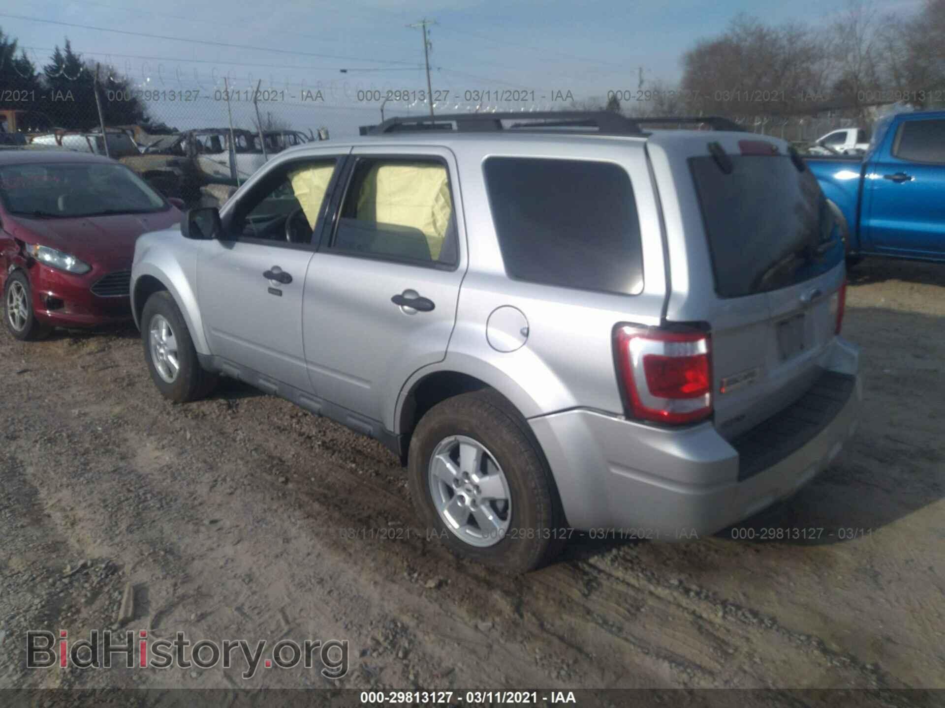 2009 FORD ESCAPE - VIN: 1FMCU93G49KB69997 - Фото 3