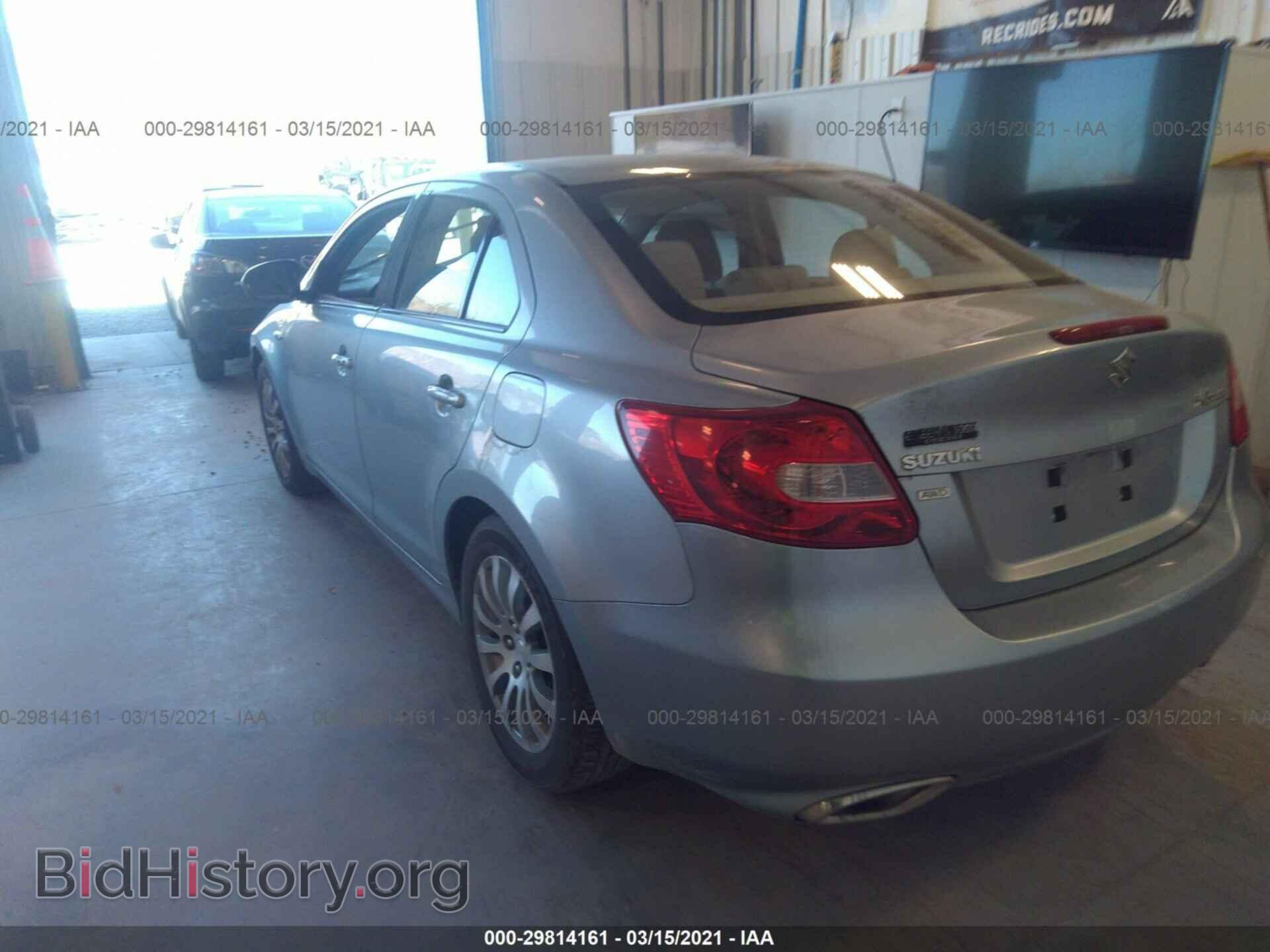 2010 SUZUKI KIZASHI - VIN: JS2RF9A30A6100008 - Photo 3