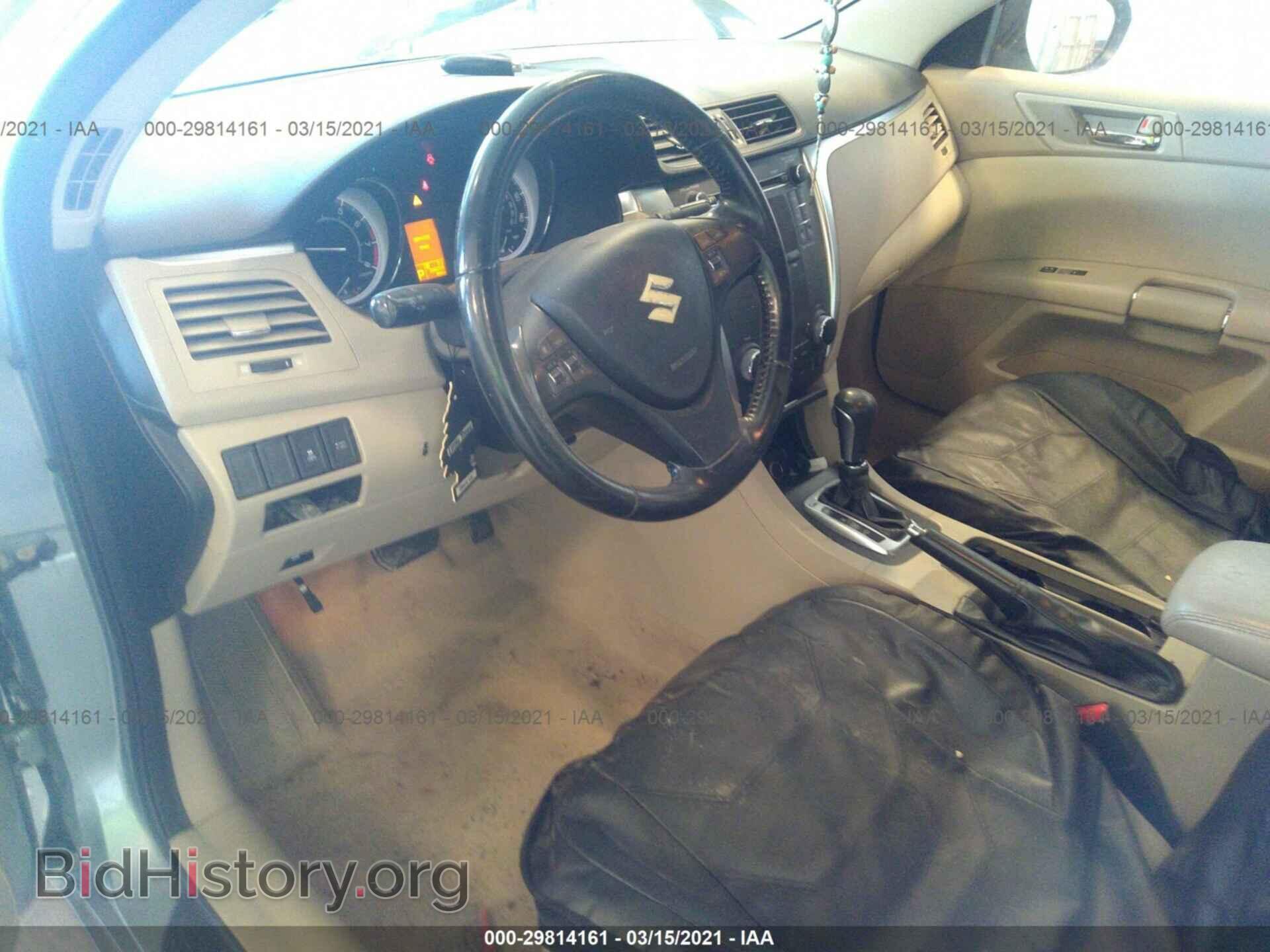 2010 SUZUKI KIZASHI - VIN: JS2RF9A30A6100008 - Photo 5