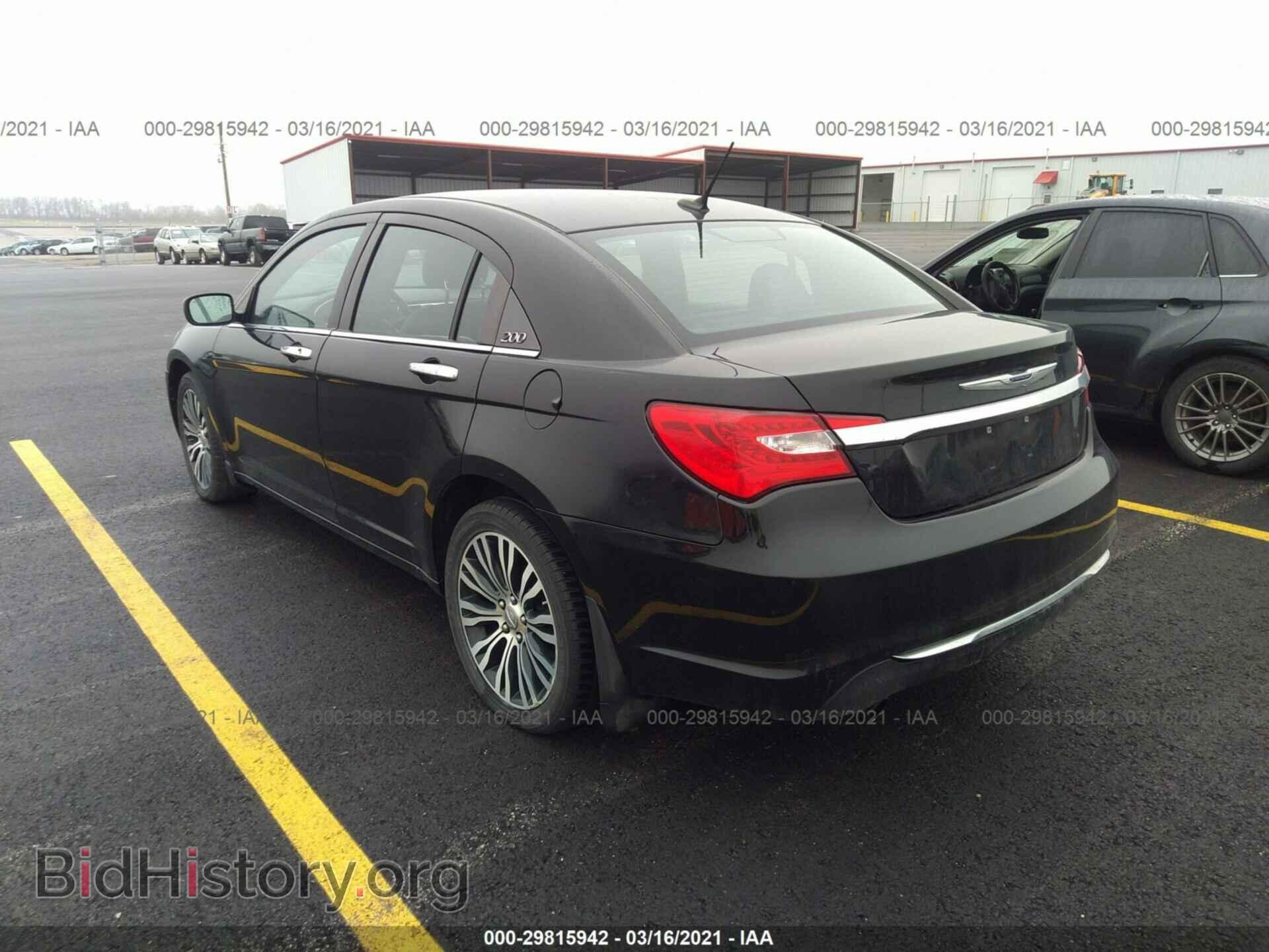 2013 CHRYSLER 200 - VIN: 1C3CCBCG8DN524650 - Фото 3