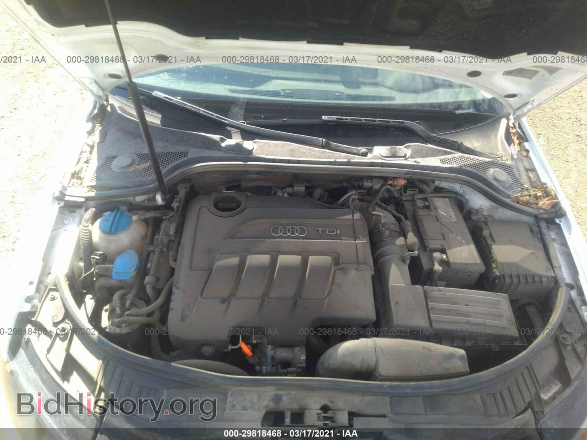 2011 AUDI A3 - VIN: WAUKJAFM4BA166036 - Фото 10