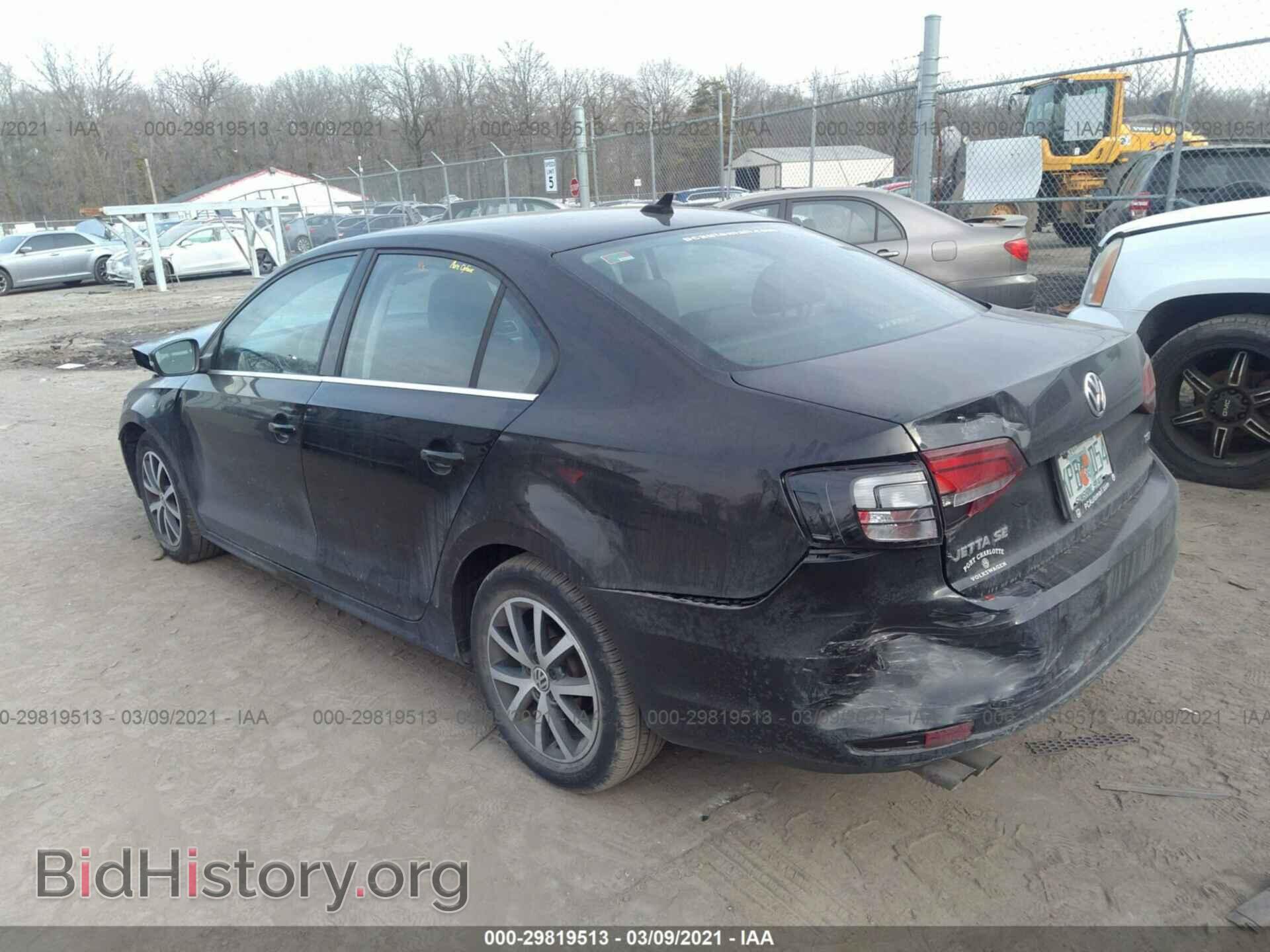 2017 VOLKSWAGEN JETTA - VIN: 3VWDB7AJ1HM306254 - Фото 3