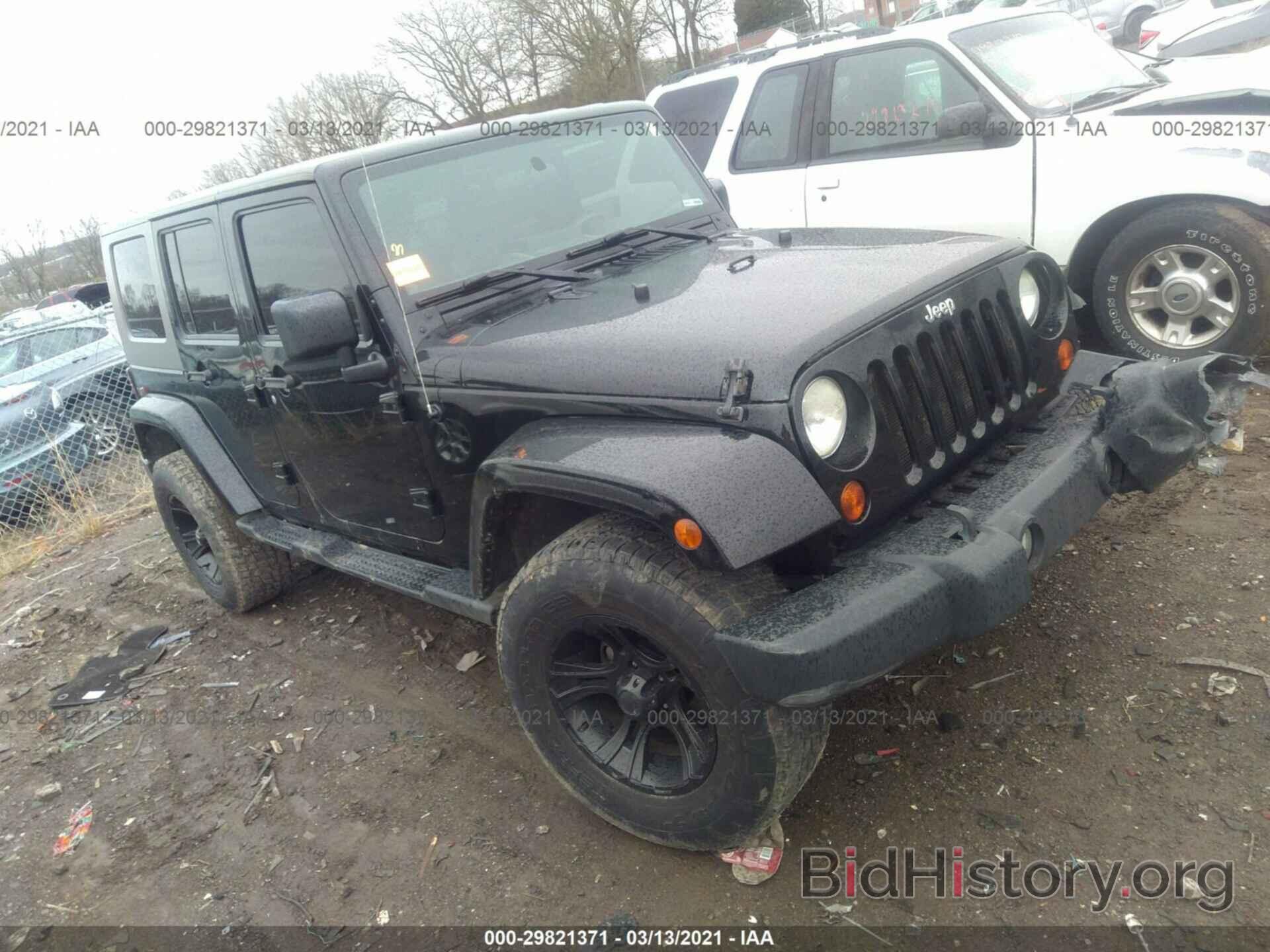 Photo 1J4BA5H13AL195893 - JEEP WRANGLER UNLIMITED 2010