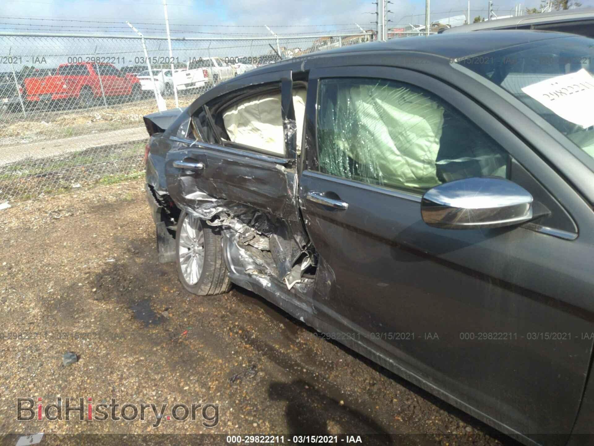 2013 CHRYSLER 200 - VIN: 1C3CCBCG1DN593857 - Фото 6