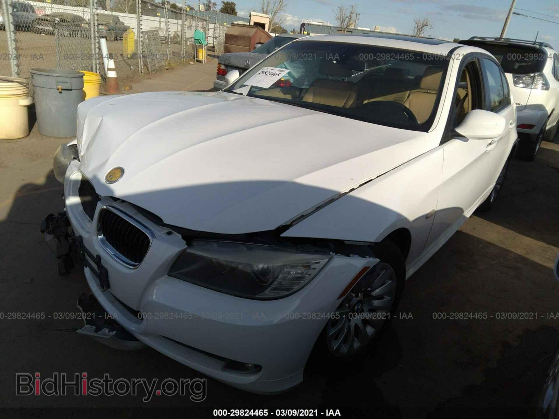 2009 BMW 3 SERIES - VIN: WBAPH57569NL77225 - Фото 2