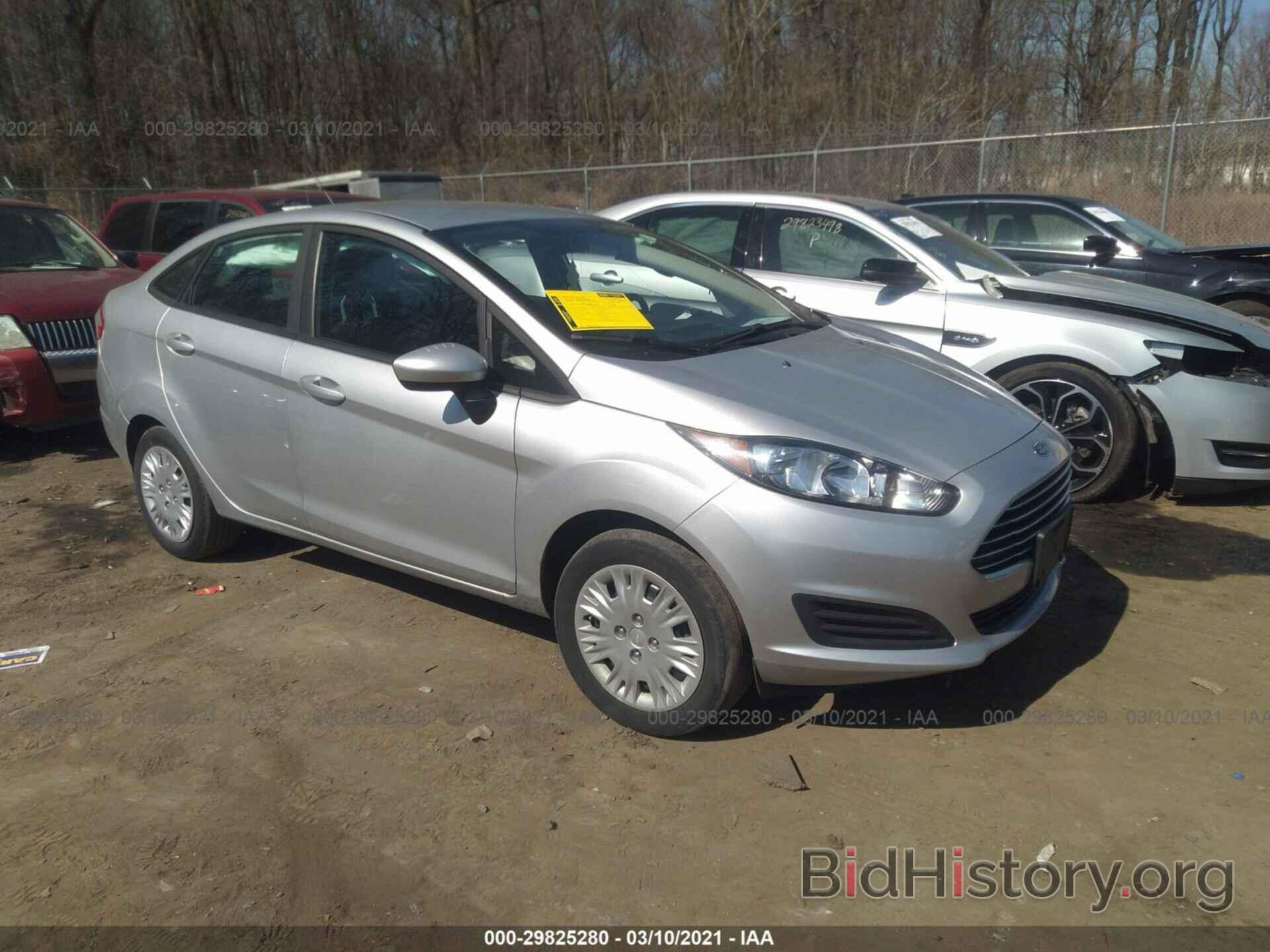 Photo 3FADP4AJ8KM165022 - FORD FIESTA 2019