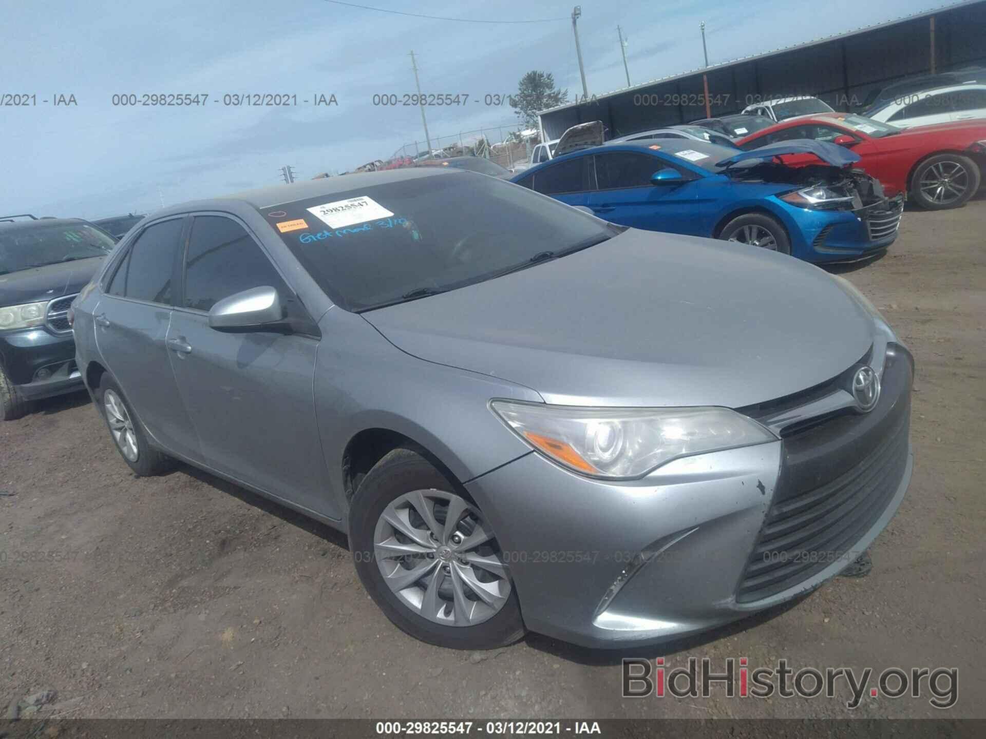 Photo 4T1BF1FK2FU930551 - TOYOTA CAMRY 2015