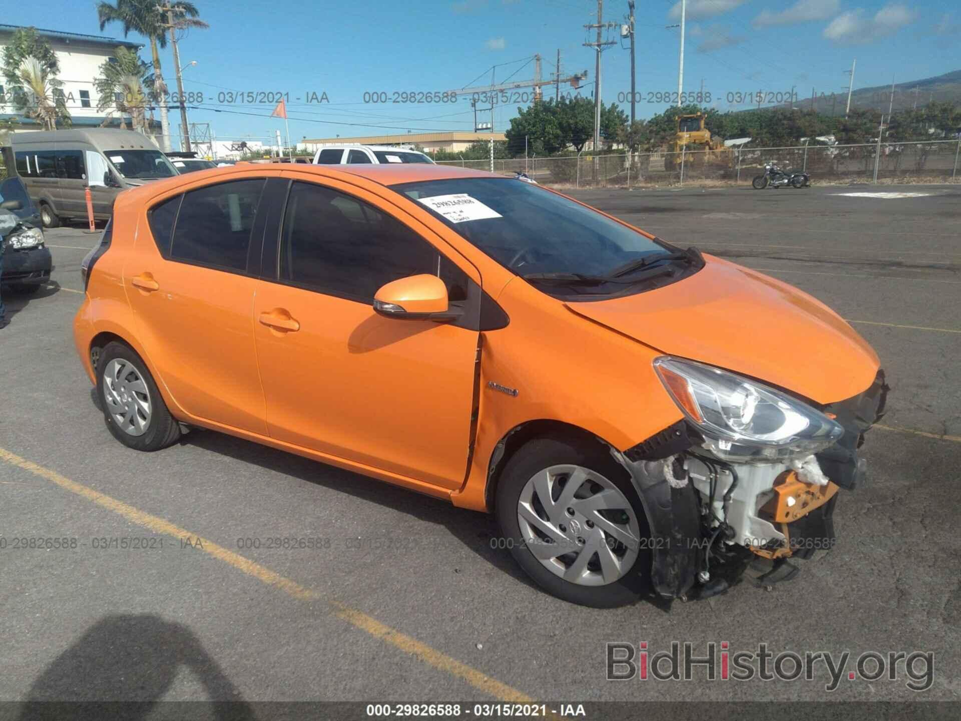 Photo JTDKDTB33F1089670 - TOYOTA PRIUS C 2015