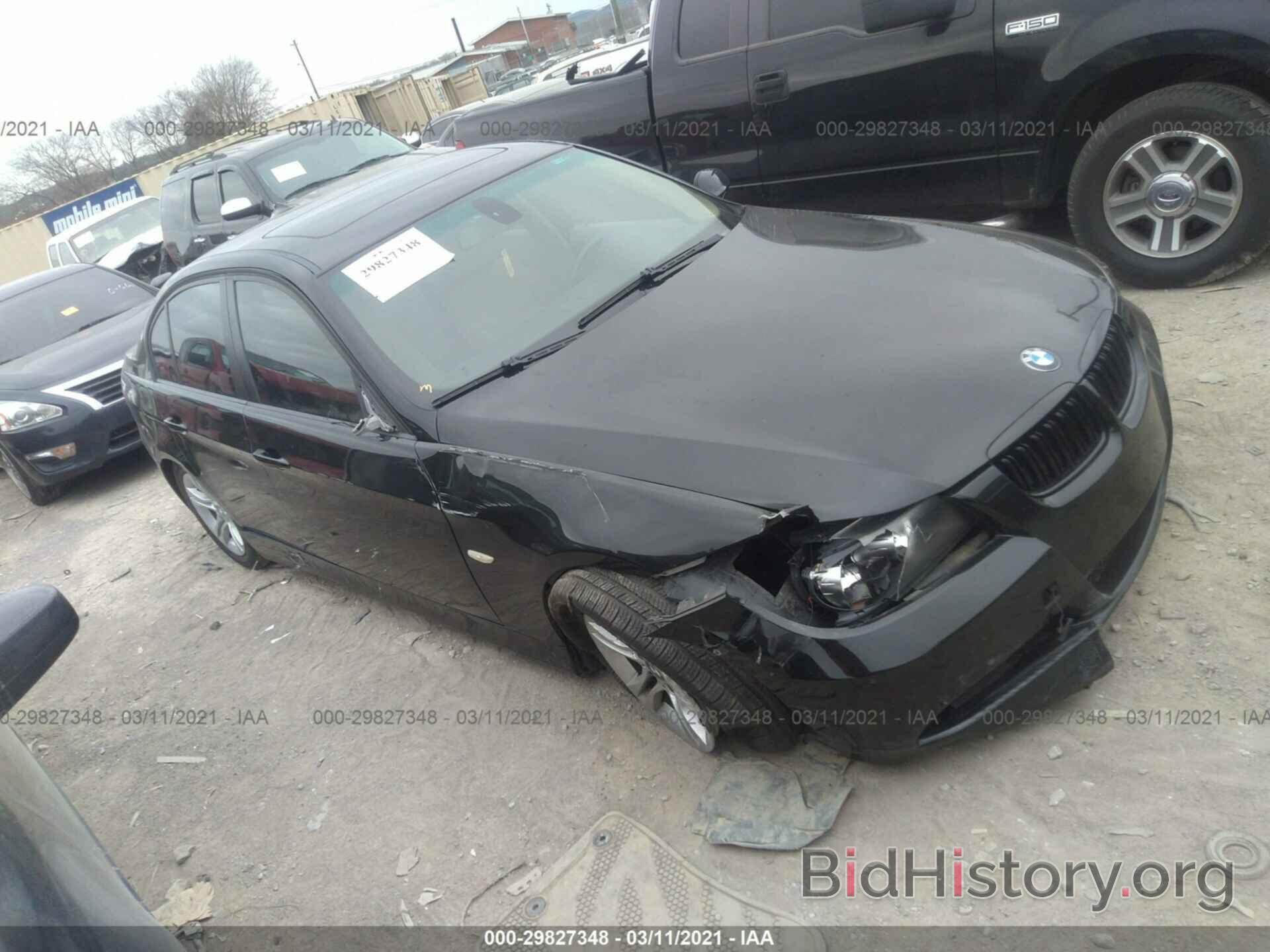 Photo WBAVA33568KX86718 - BMW 3 SERIES 2008