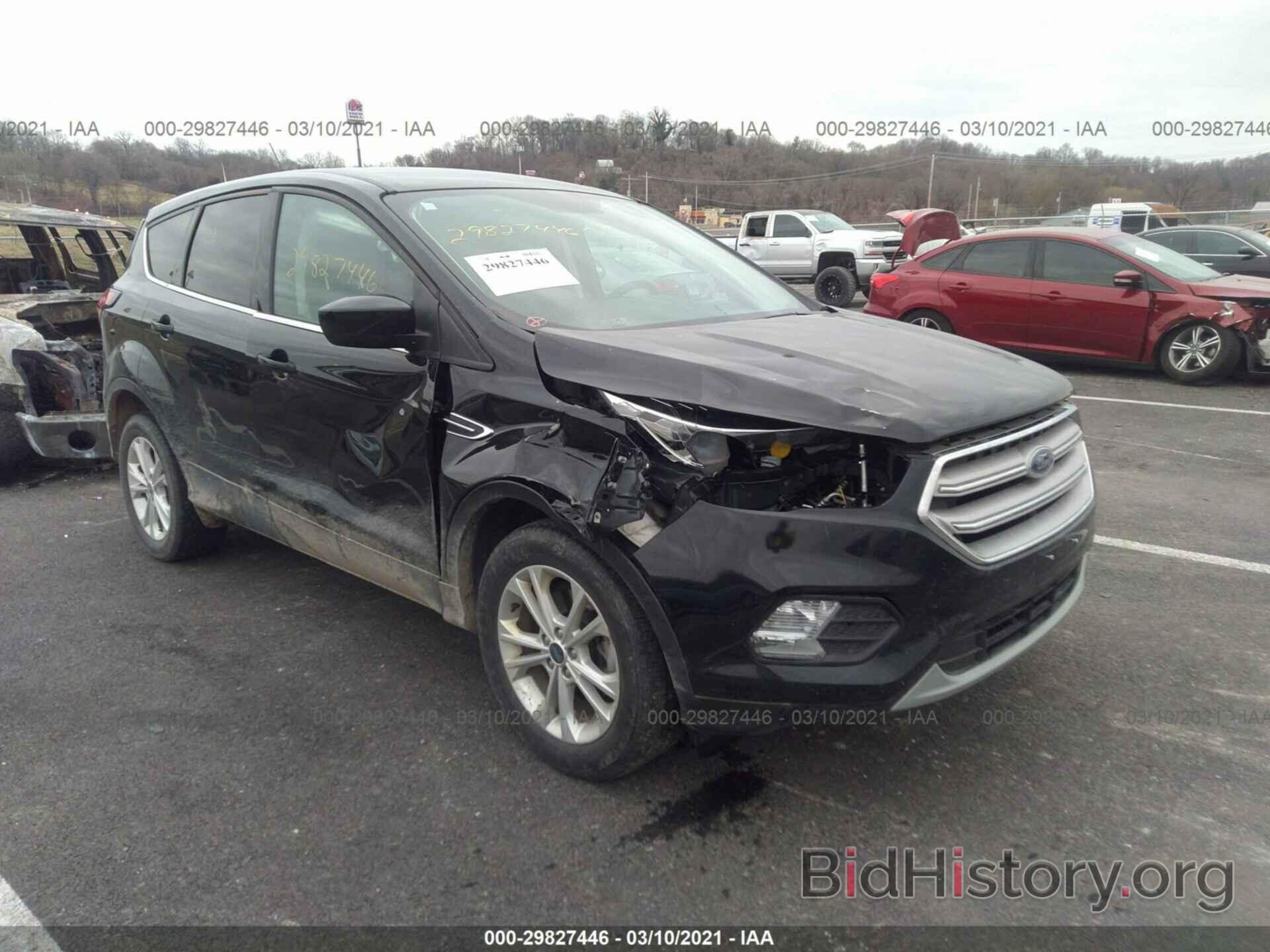 Photo 1FMCU0GD9KUC06337 - FORD ESCAPE 2019