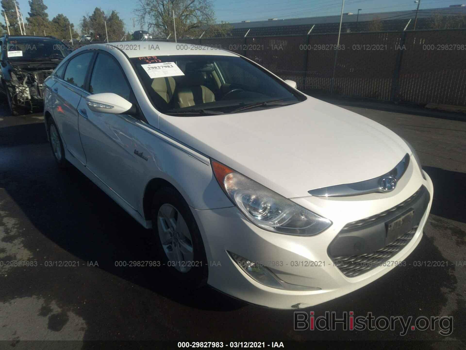 Фотография KMHEC4A41CA027966 - HYUNDAI SONATA 2012