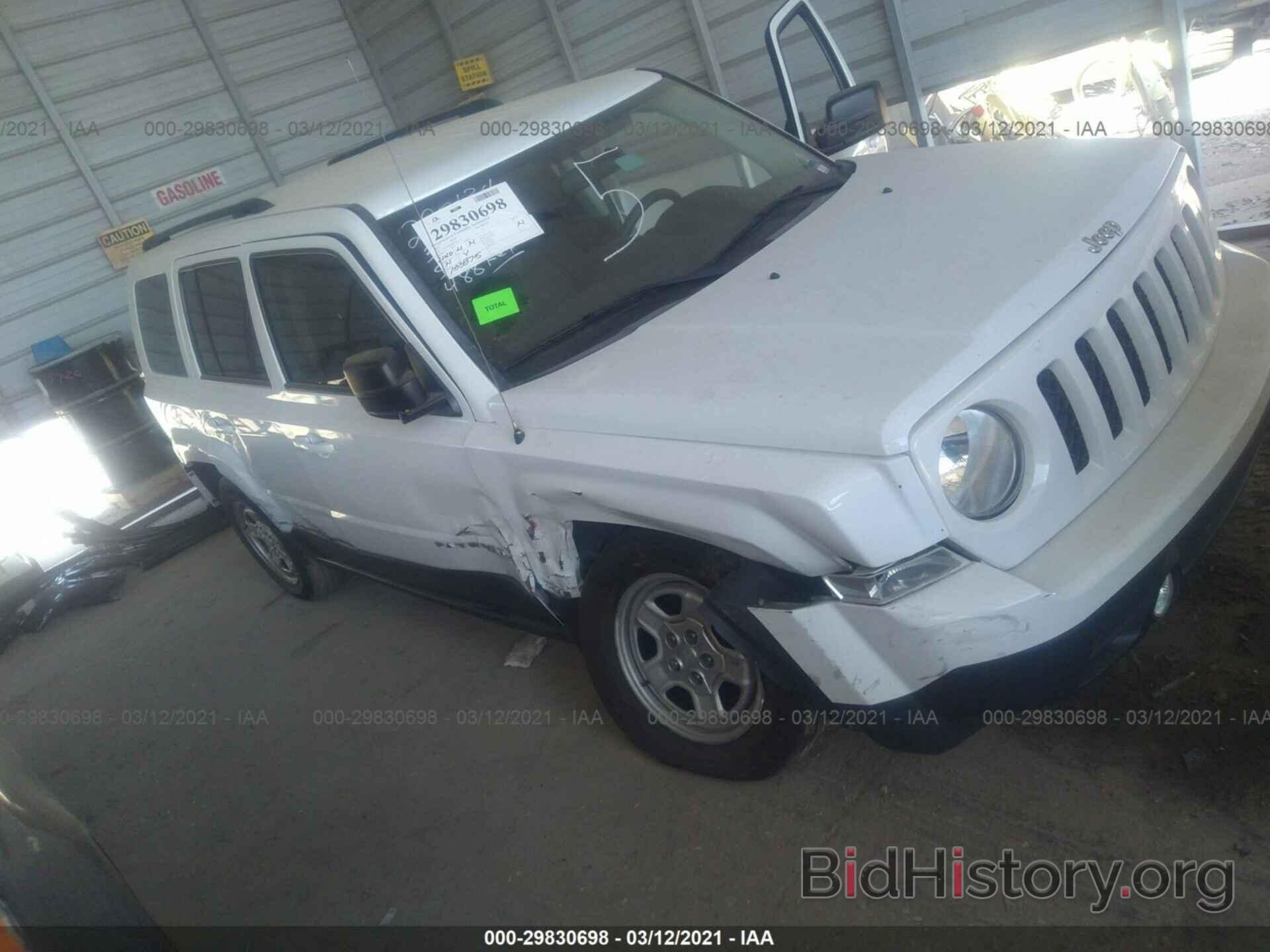 Photo 1C4NJPBBXFD431134 - JEEP PATRIOT 2015