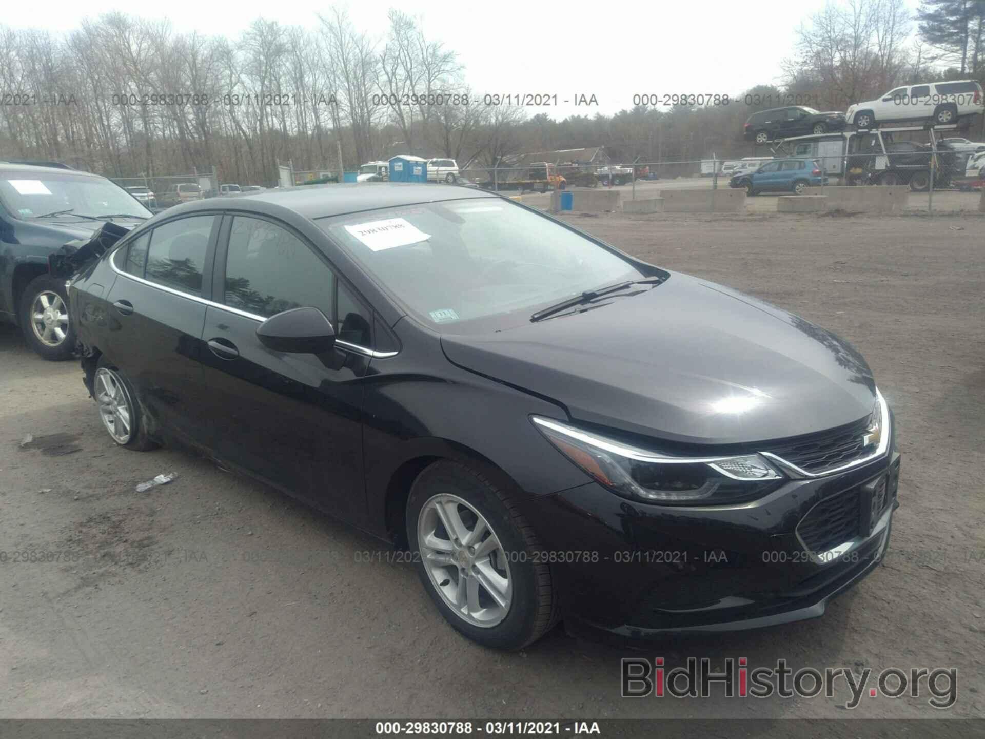 Фотография 1G1BE5SM7J7211205 - CHEVROLET CRUZE 2018