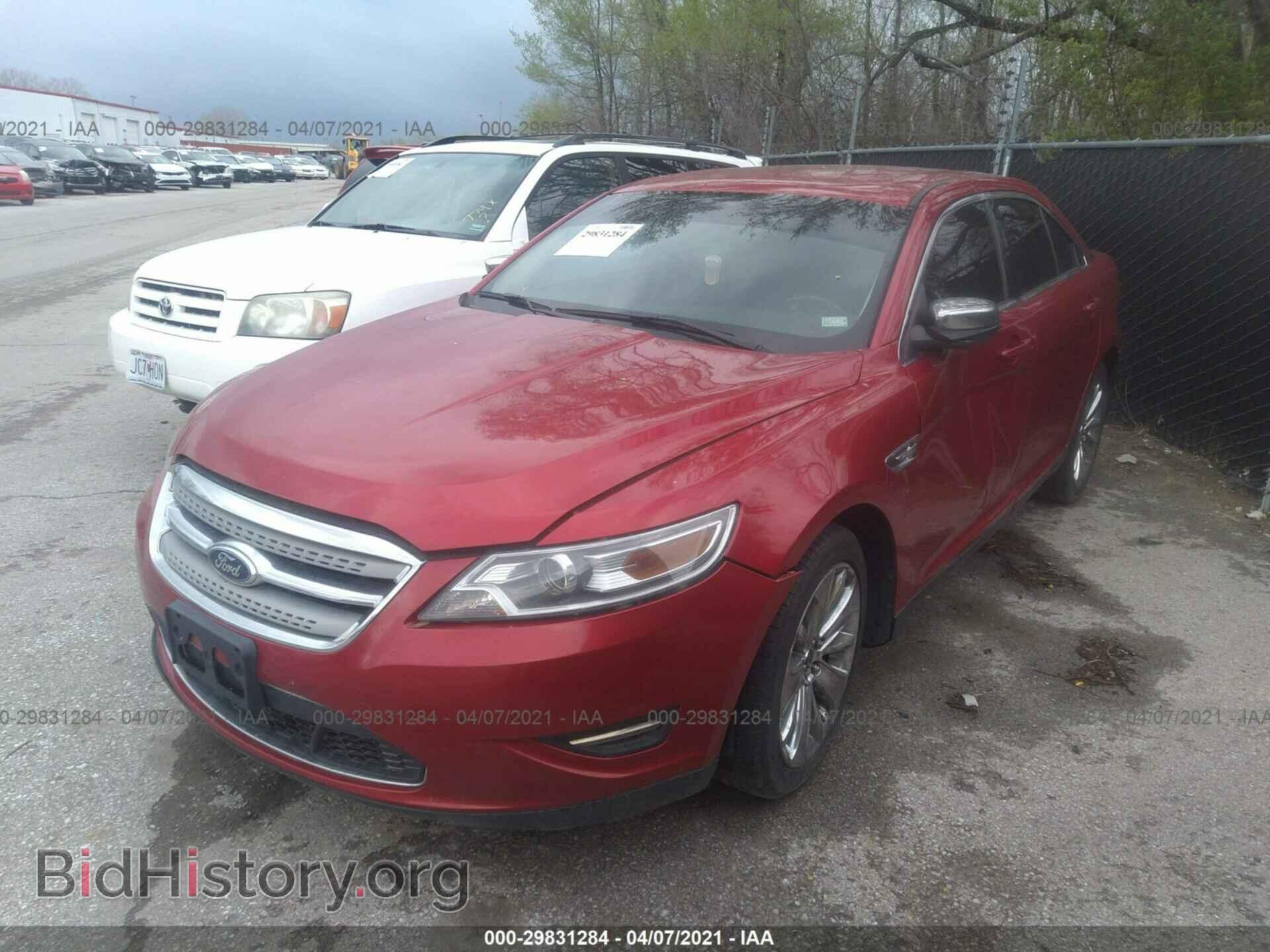 2011 FORD TAURUS - VIN: 1FAHP2FW4BG121958 - Photo 2