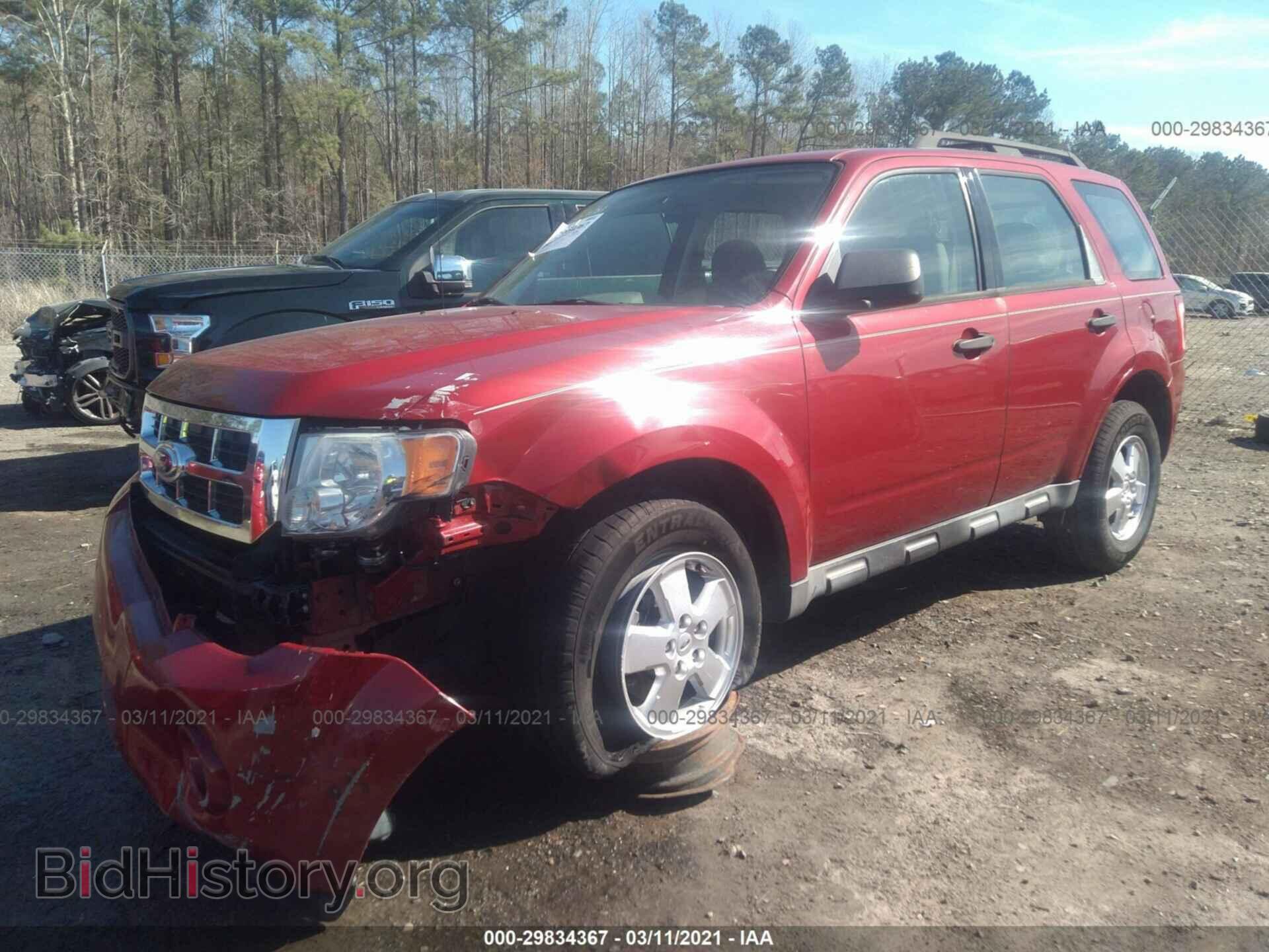2011 FORD ESCAPE - VIN: 1FMCU0C70BKA41595 - Фото 2