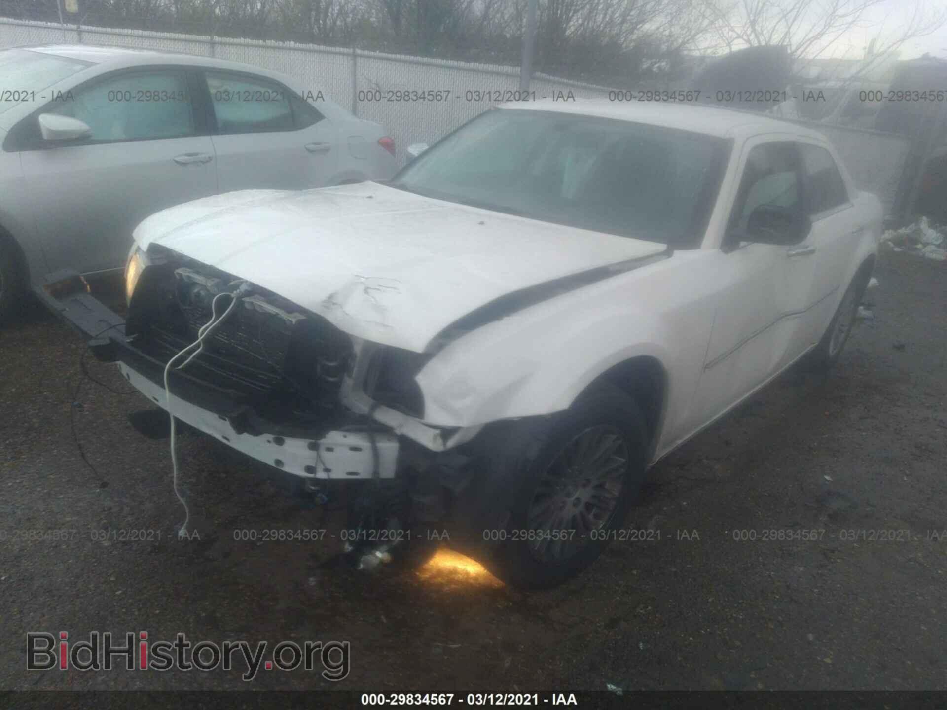 2010 CHRYSLER 300 - VIN: 2C3CA5CV9AH191689 - Фото 2