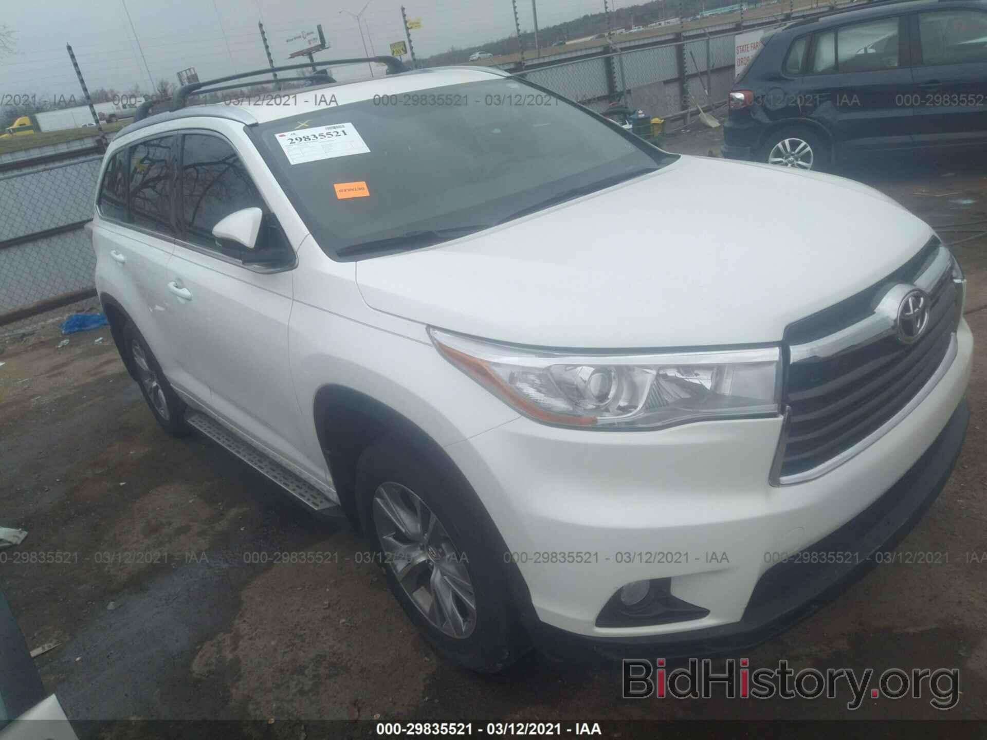 Фотография 5TDKKRFH4FS048238 - TOYOTA HIGHLANDER 2015