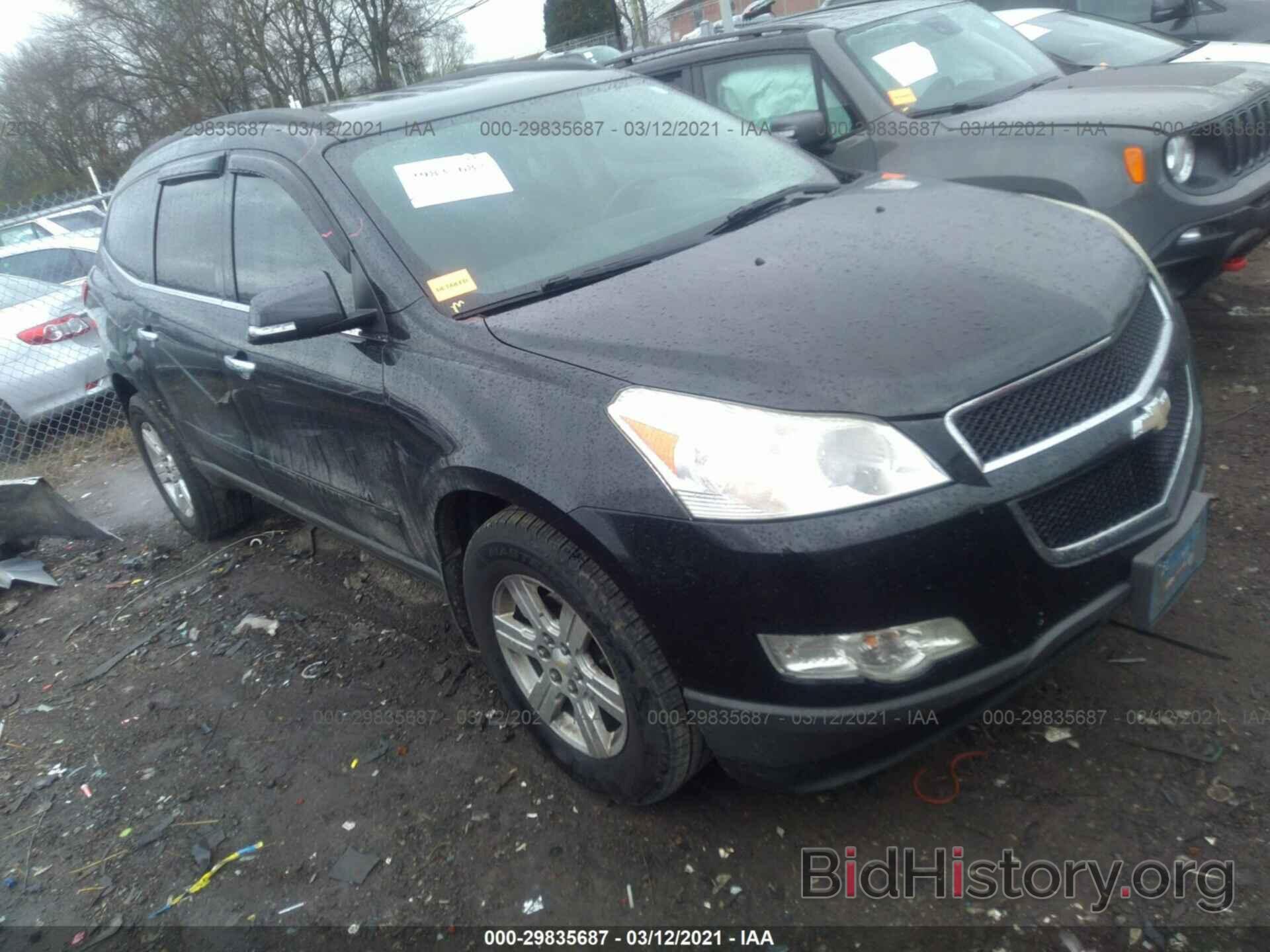 Photo 1GNKVJED3BJ305315 - CHEVROLET TRAVERSE 2011