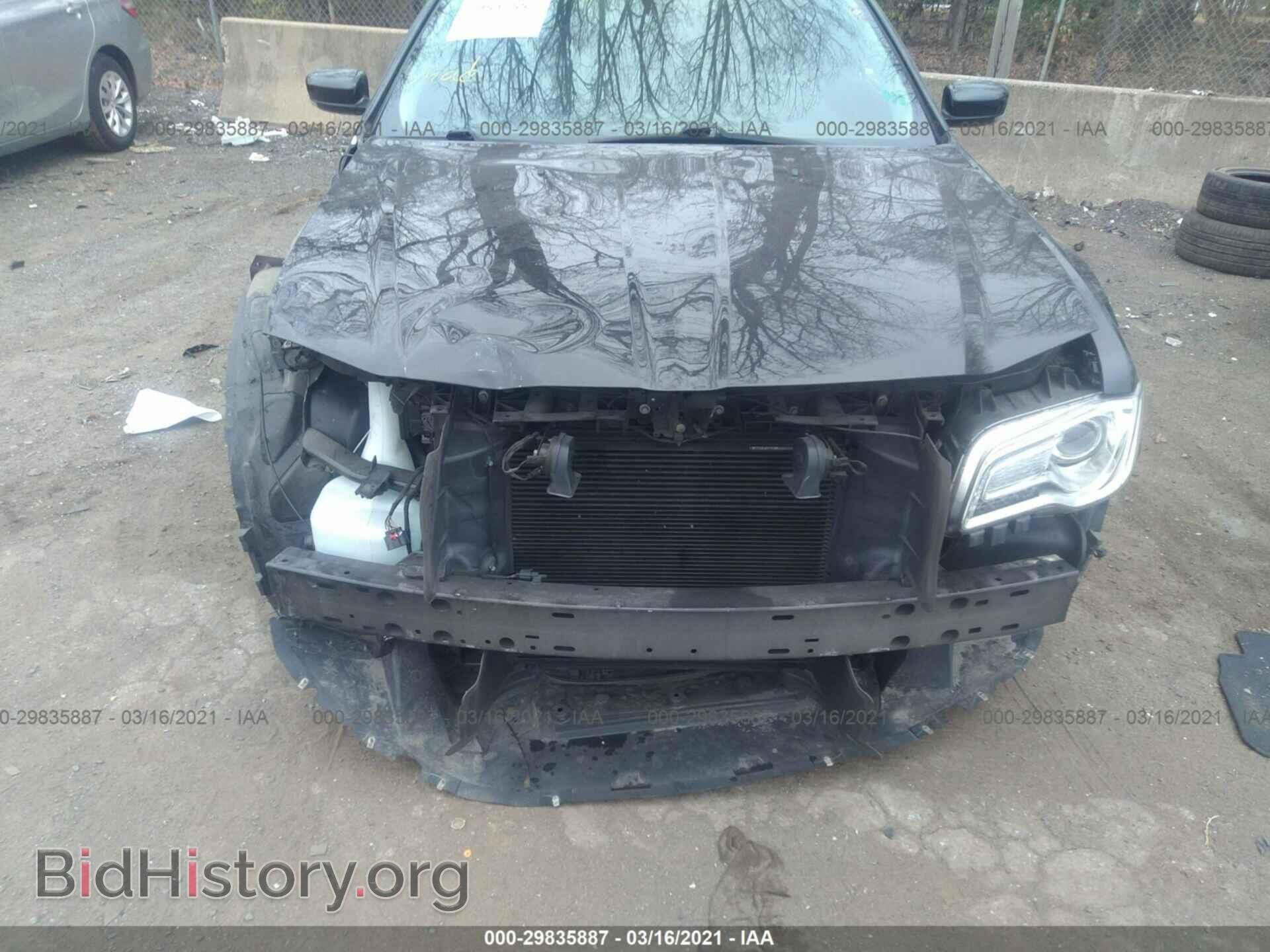 2015 CHRYSLER 300 - VIN: 2C3CCARG3FH842463 - Фото 6