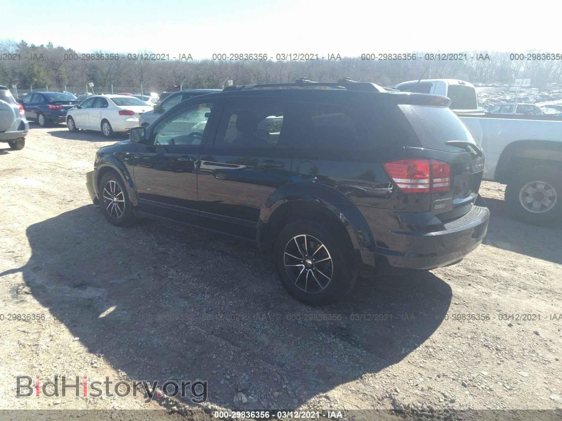 2017 DODGE JOURNEY - VIN: 3C4PDCAB2HT586817 - Фото 3