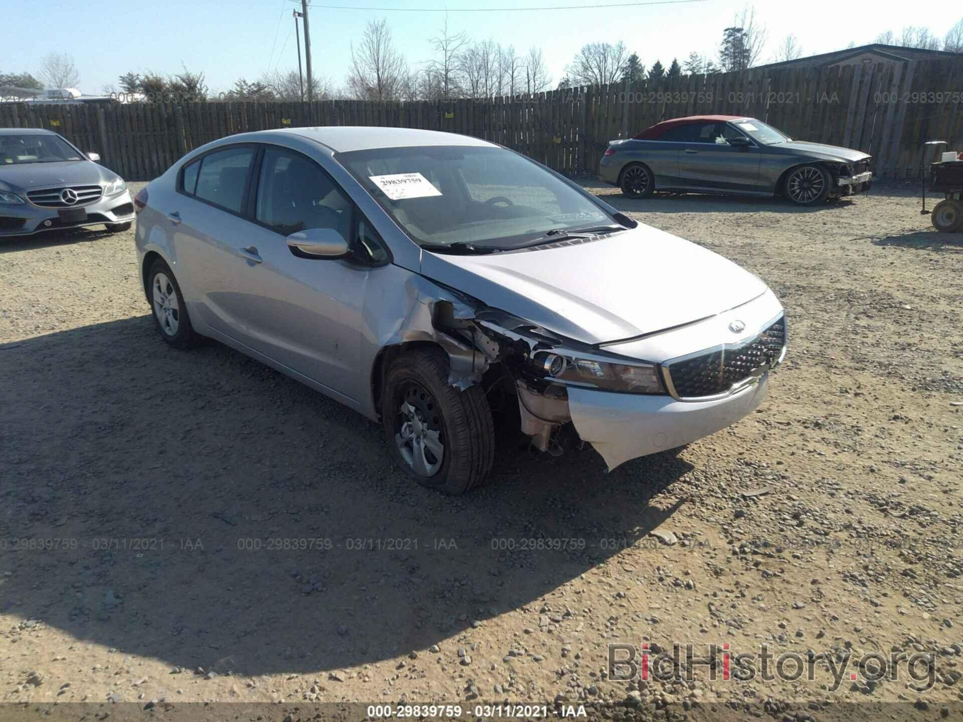 Photo 3KPFK4A7XHE100259 - KIA FORTE 2017