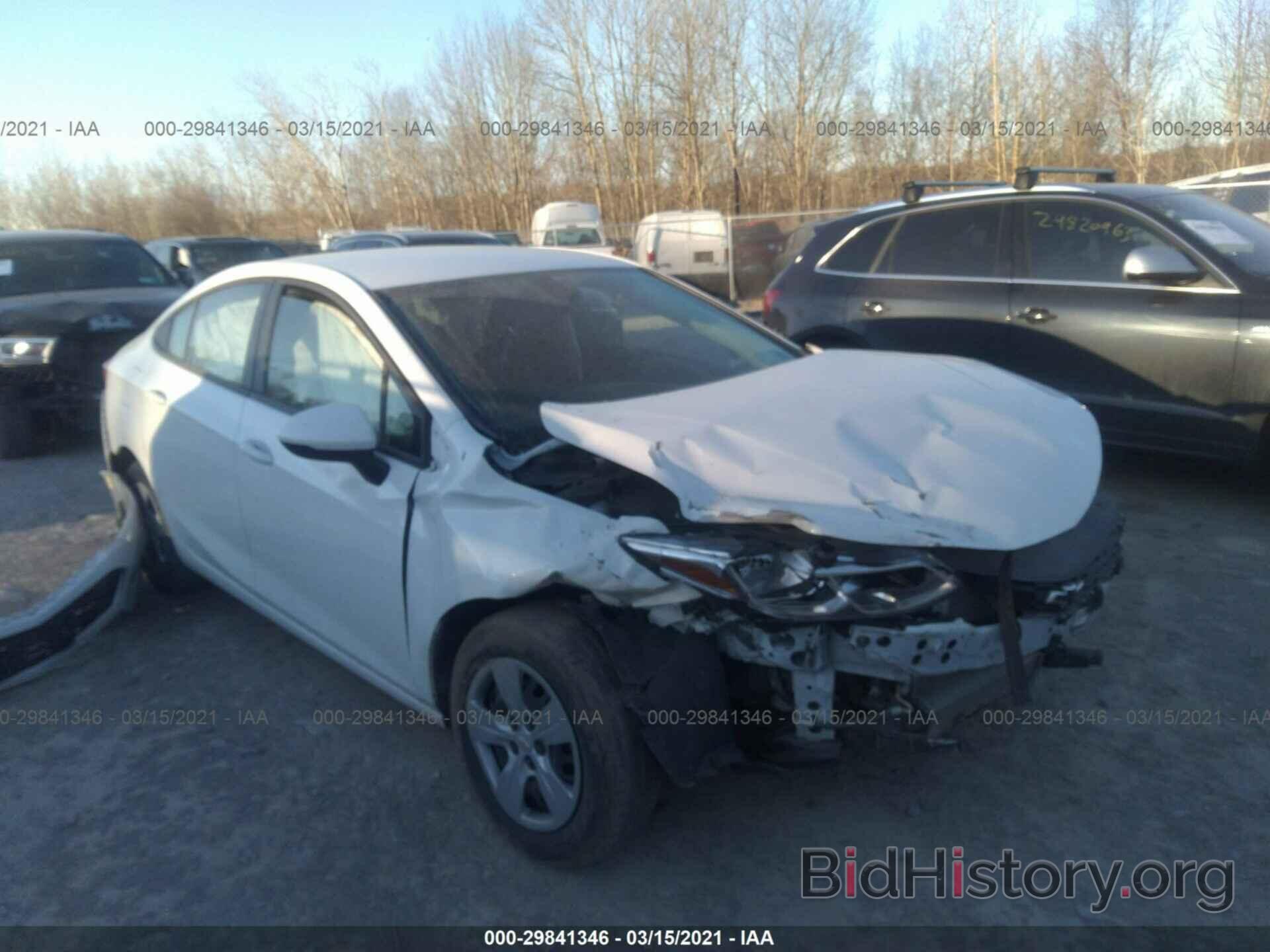 Photo 1G1BC5SM4J7219073 - CHEVROLET CRUZE 2018