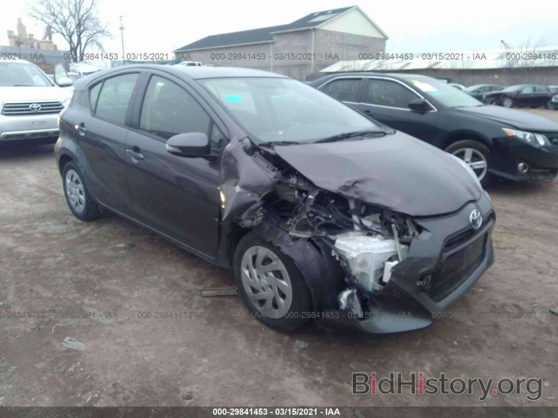 Photo JTDKDTB34G1127389 - TOYOTA PRIUS C 2016