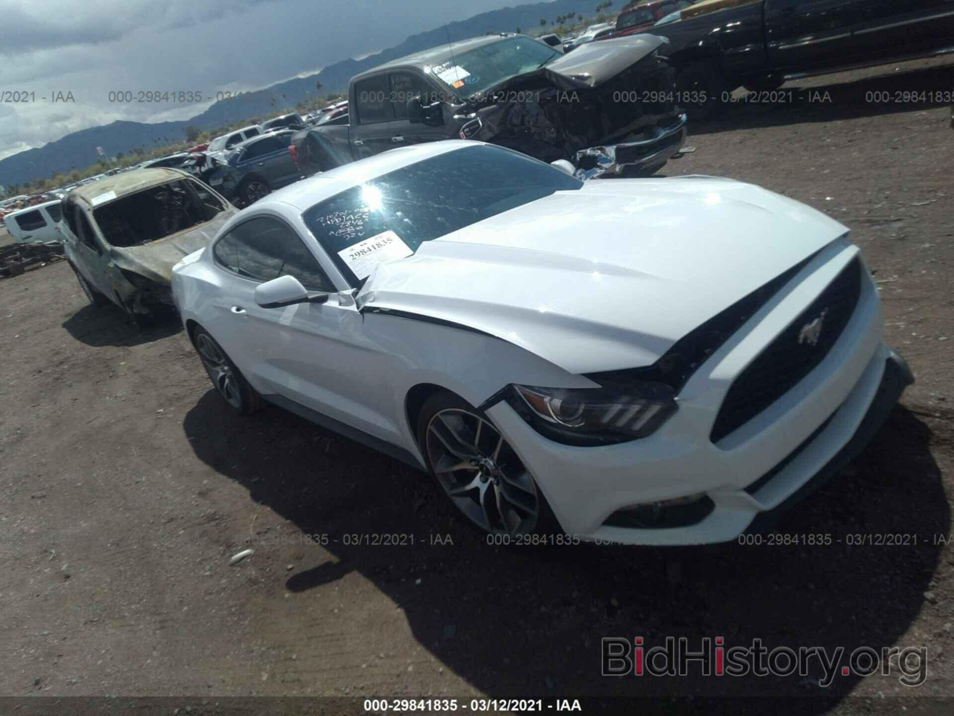 Photo 1FA6P8TH0G5202846 - FORD MUSTANG 2016