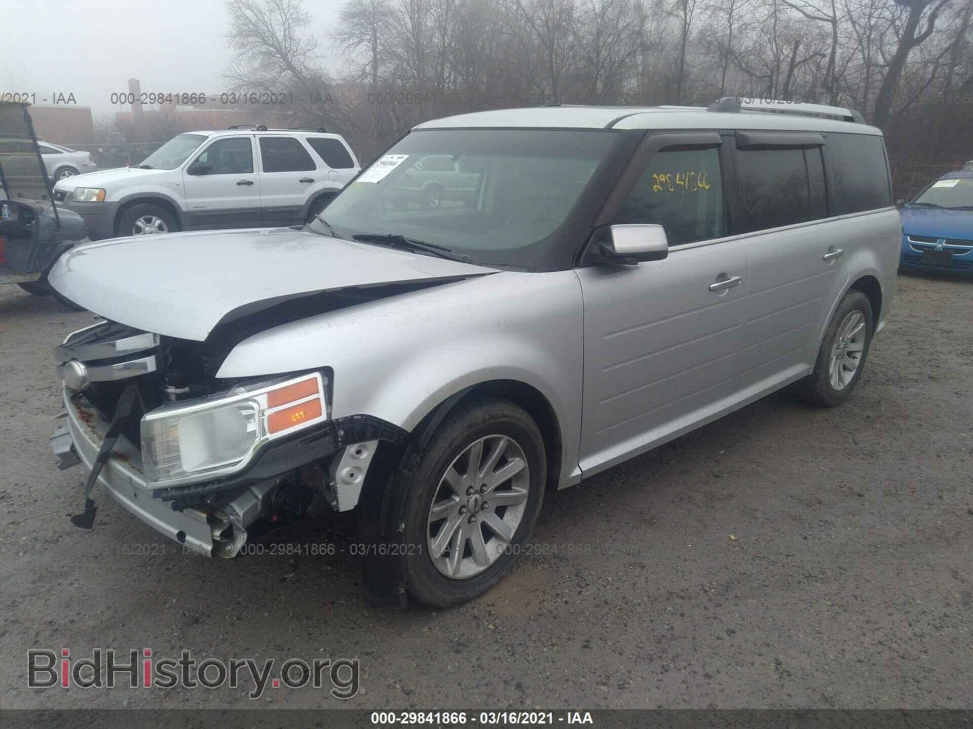2011 FORD FLEX - VIN: 2FMGK5CC8BBD18893 - Photo 2