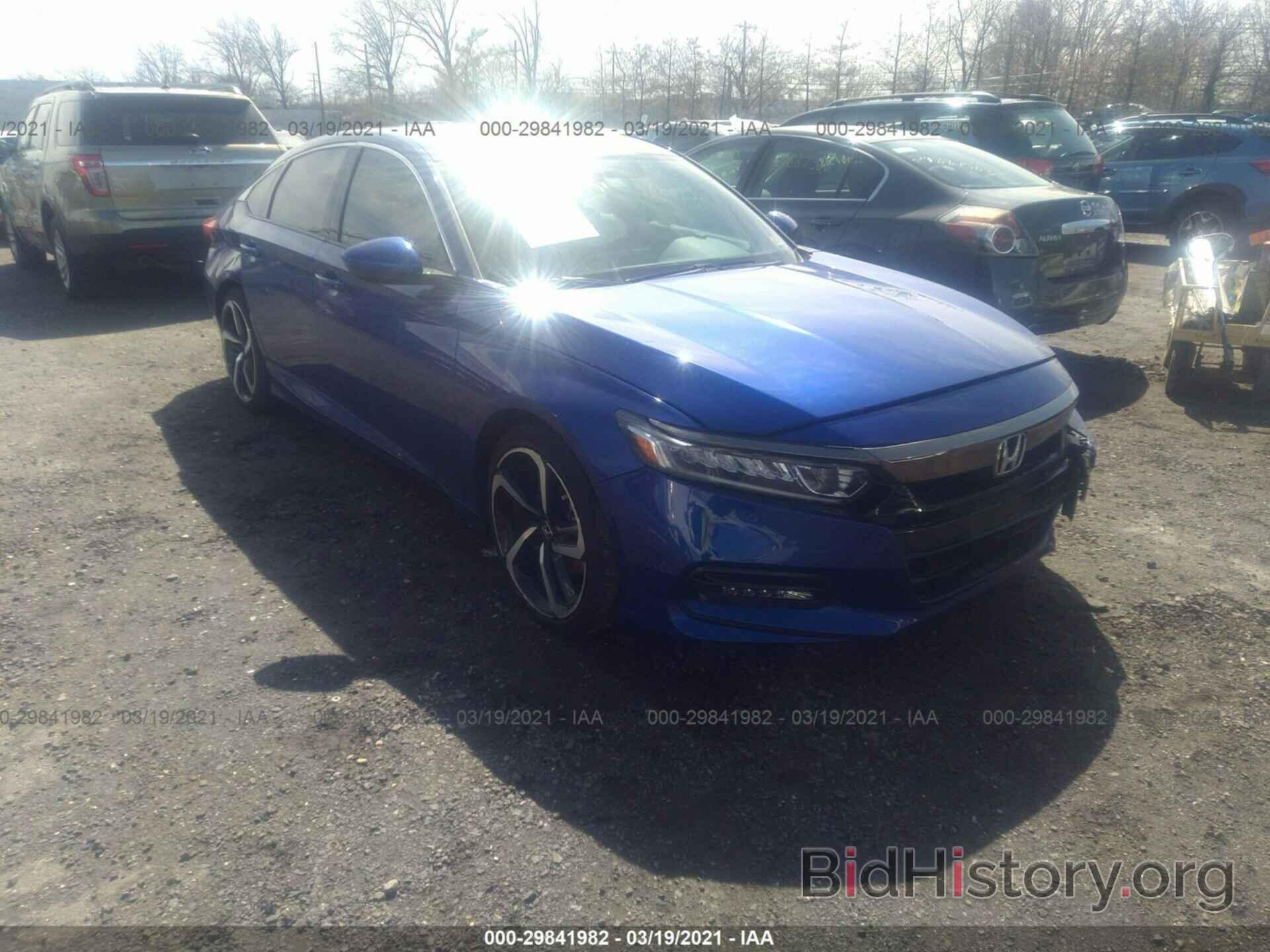 Photo 1HGCV1F32JA179211 - HONDA ACCORD SEDAN 2018