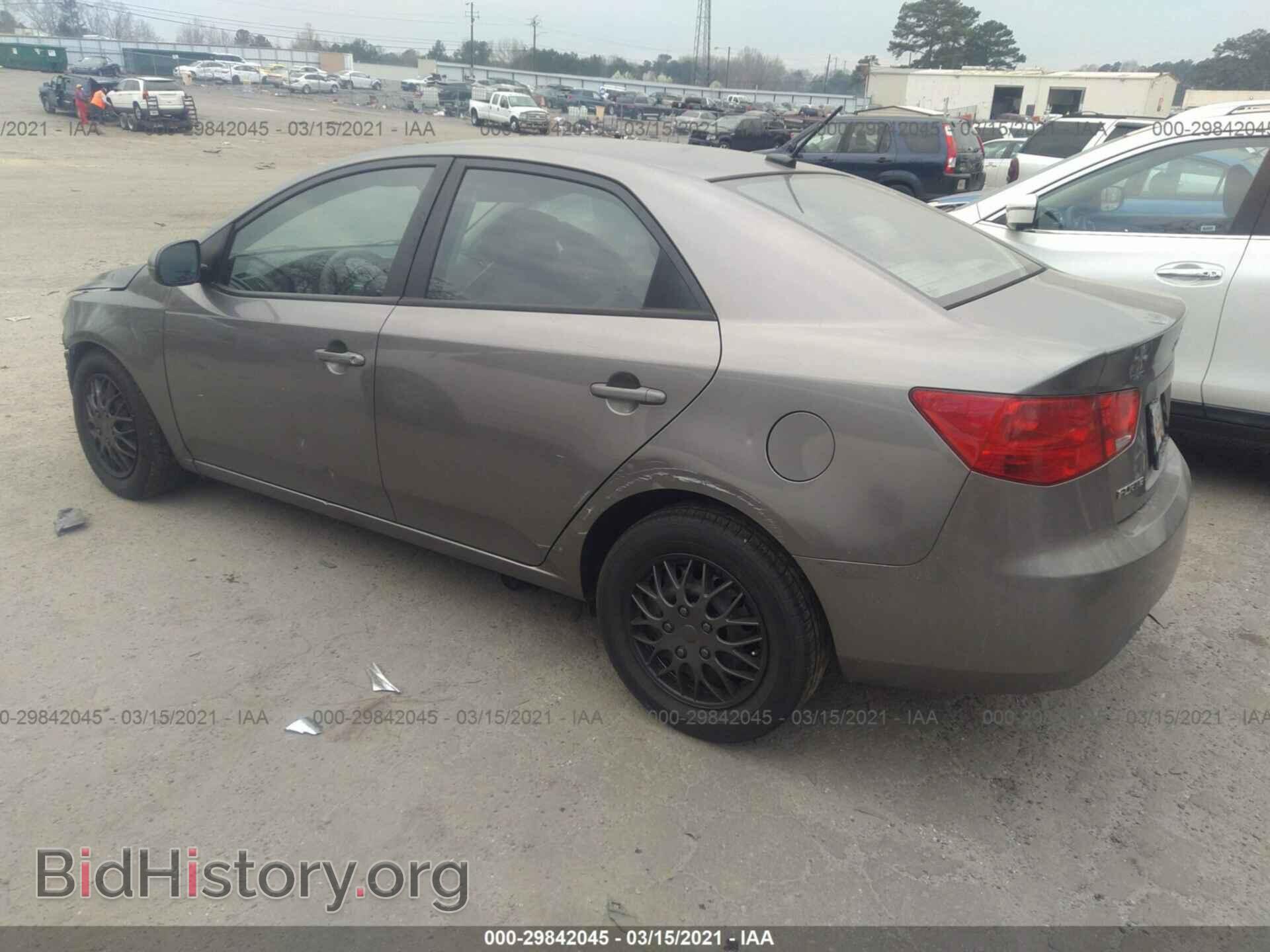 2011 KIA FORTE - VIN: KNAFU4A26B5453838 - Фото 3
