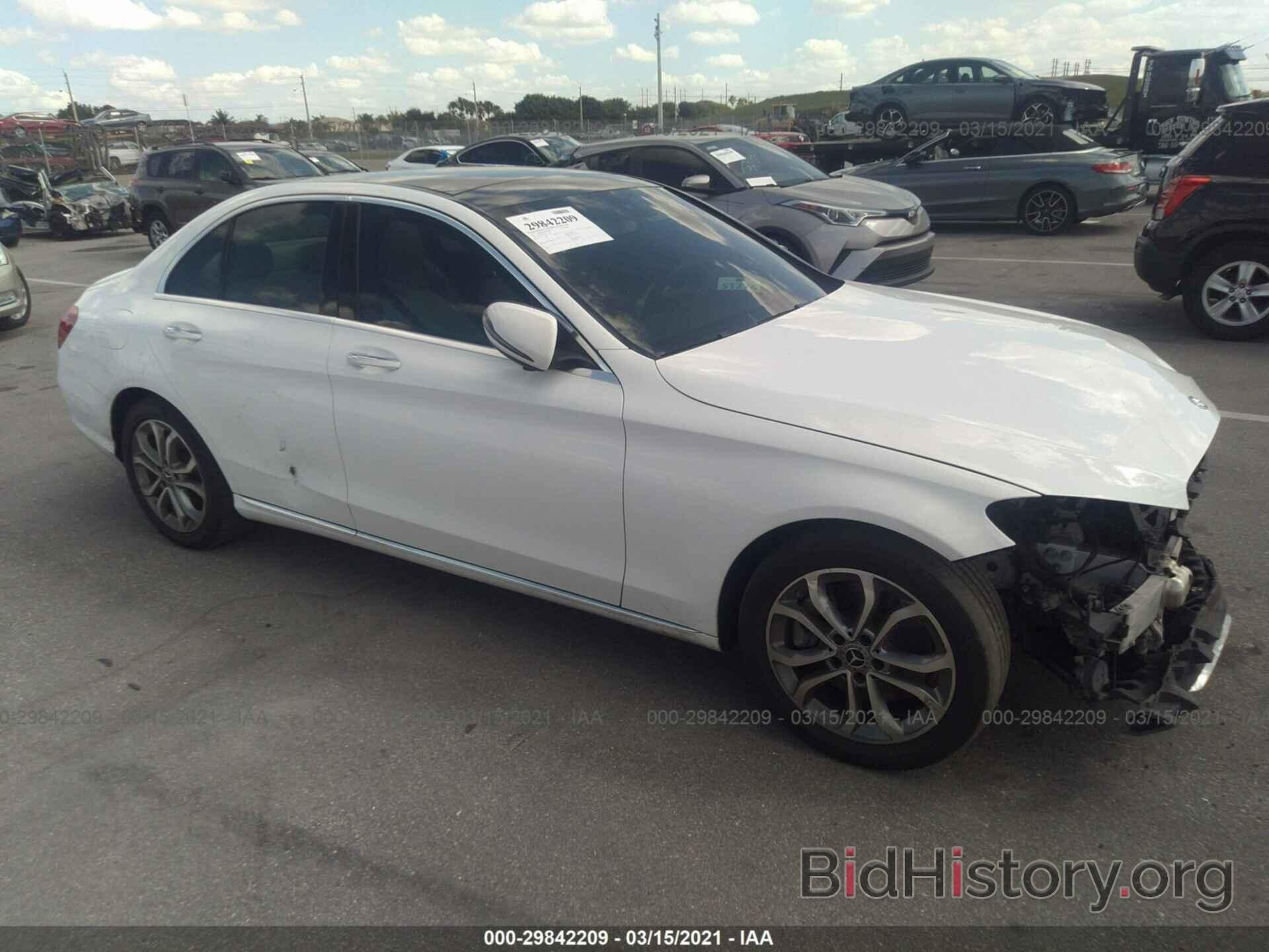 Photo 55SWF4JB2HU215388 - MERCEDES-BENZ C-CLASS 2017