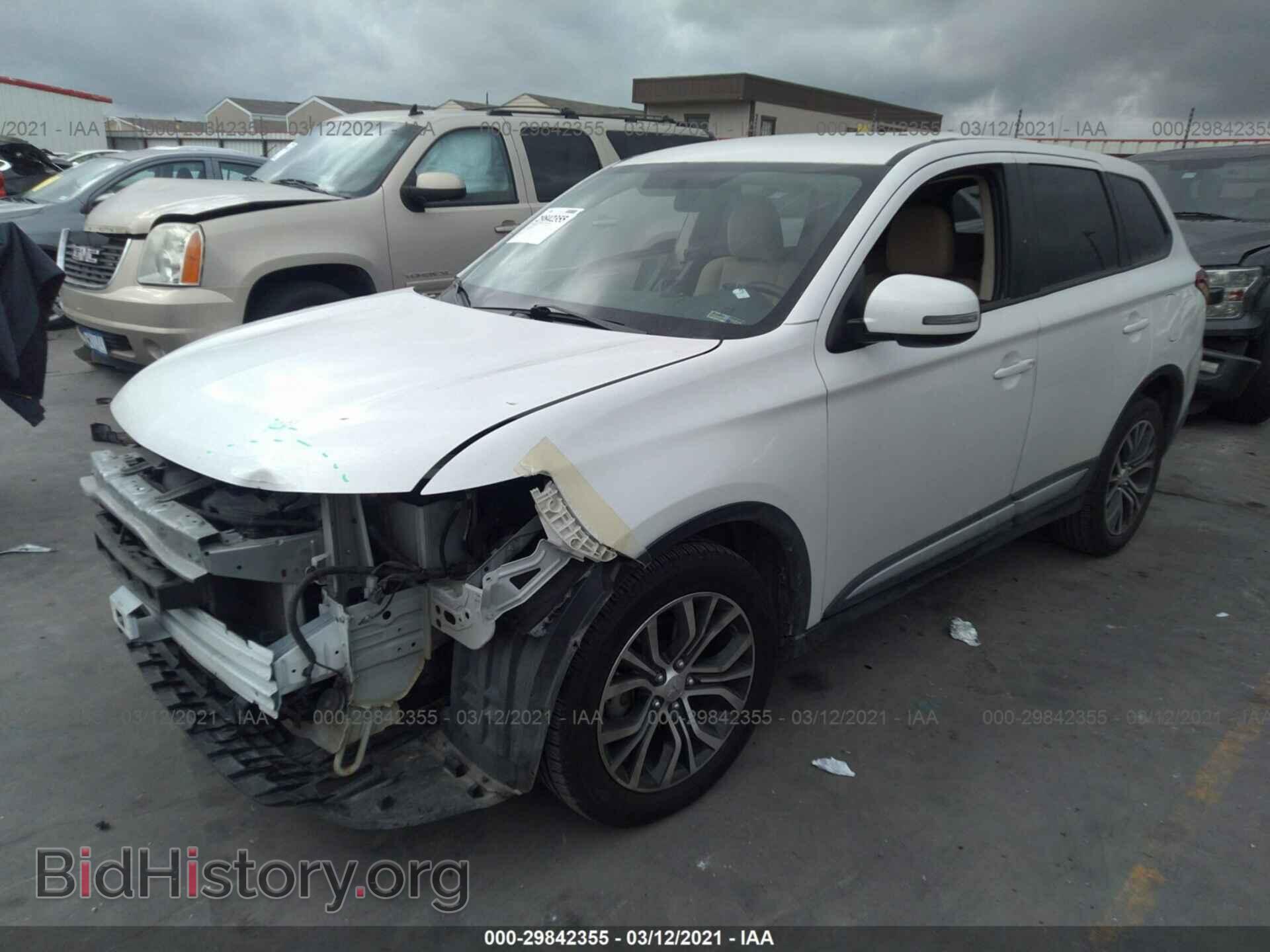 2017 MITSUBISHI OUTLANDER - VIN: JA4AD3A38HZ042047 - Фото 2