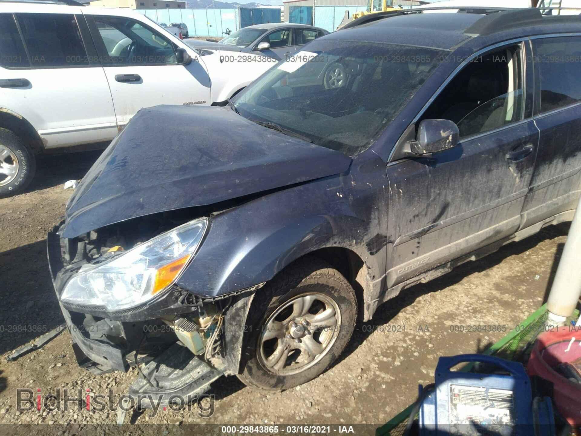 2014 SUBARU OUTBACK - VIN: 4S4BRBLC3E3254576 - Фото 2