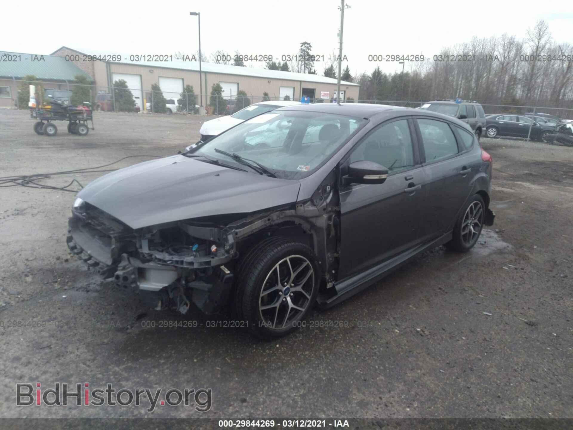 2016 FORD FOCUS - VIN: 1FADP3K23GL266575 - Фото 2
